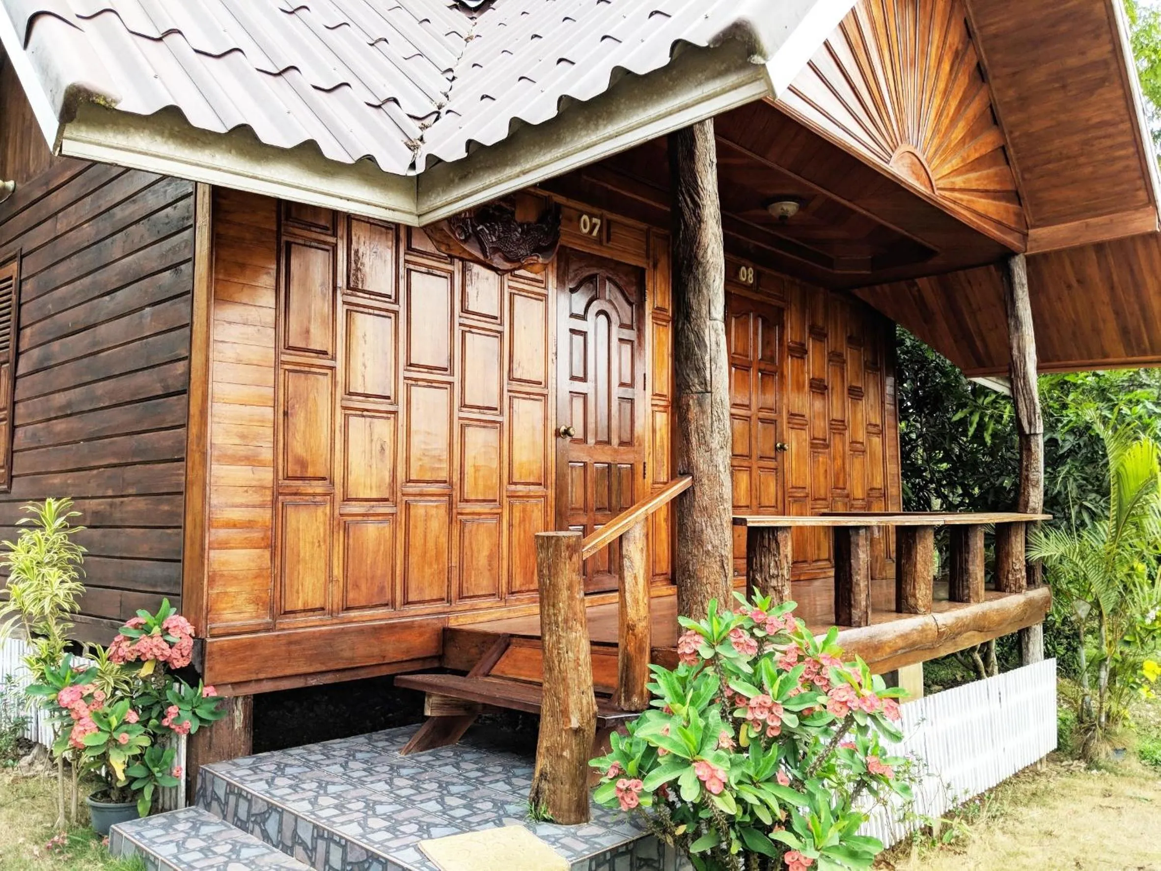 Spring in Bansuanphuhong Resort