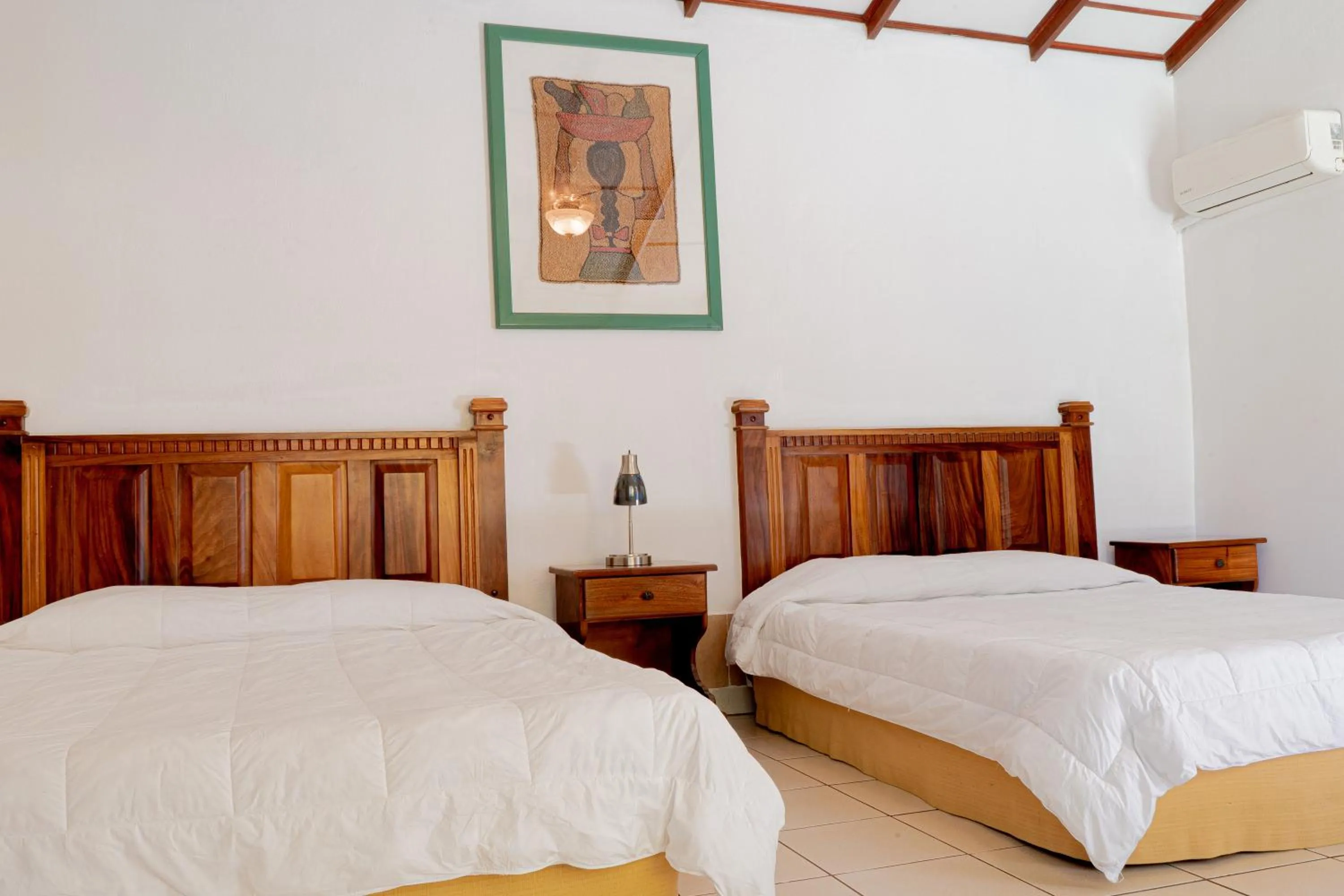 Bed in Hotel Bristol Aeropuerto