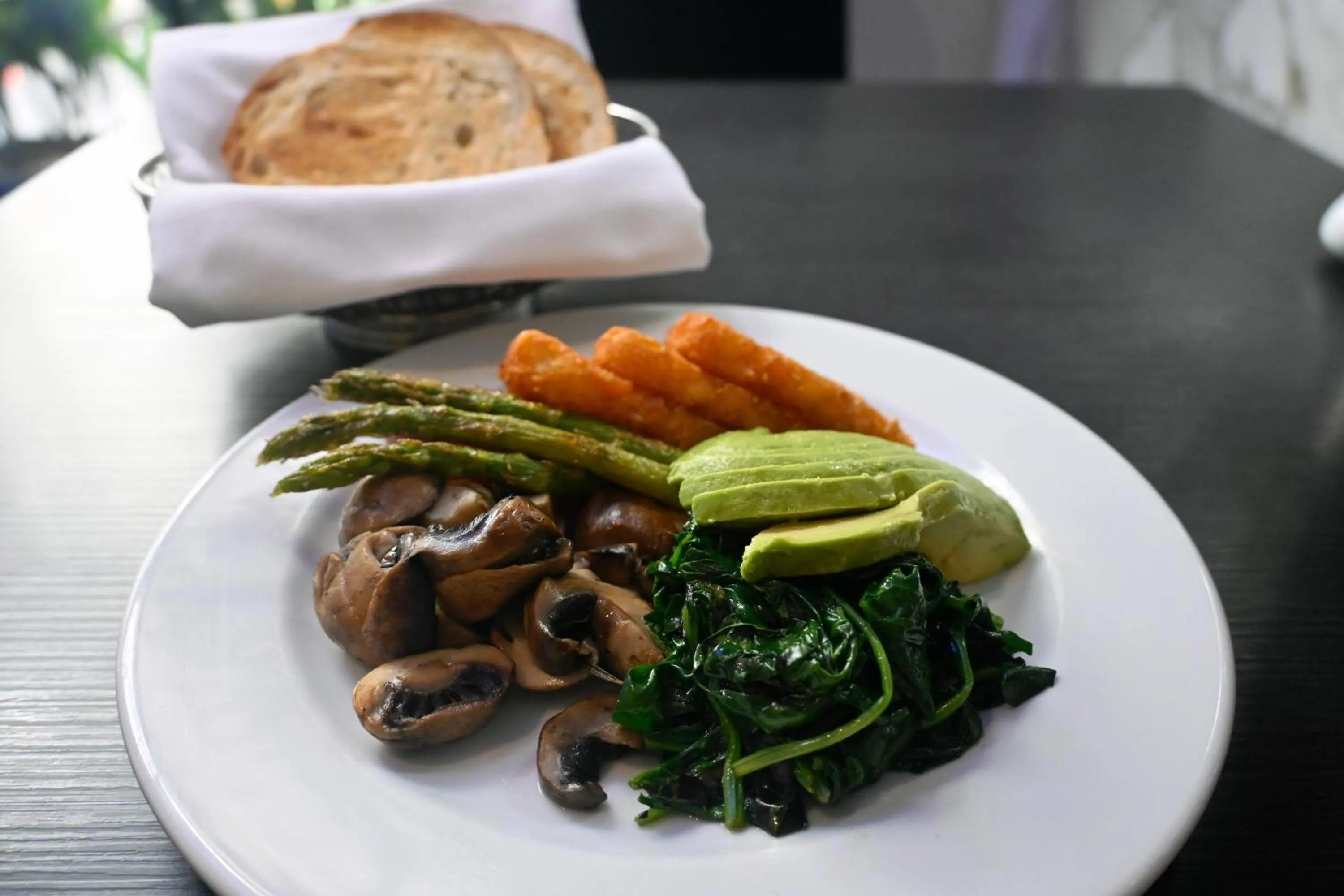 Food and drinks in Paradox Sydney