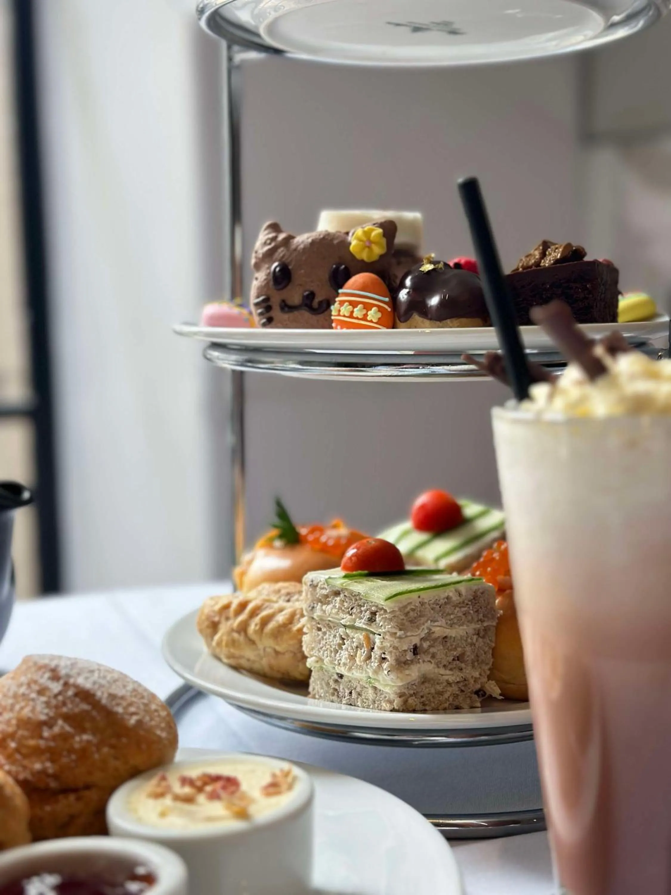 Food and drinks in Paradox Sydney