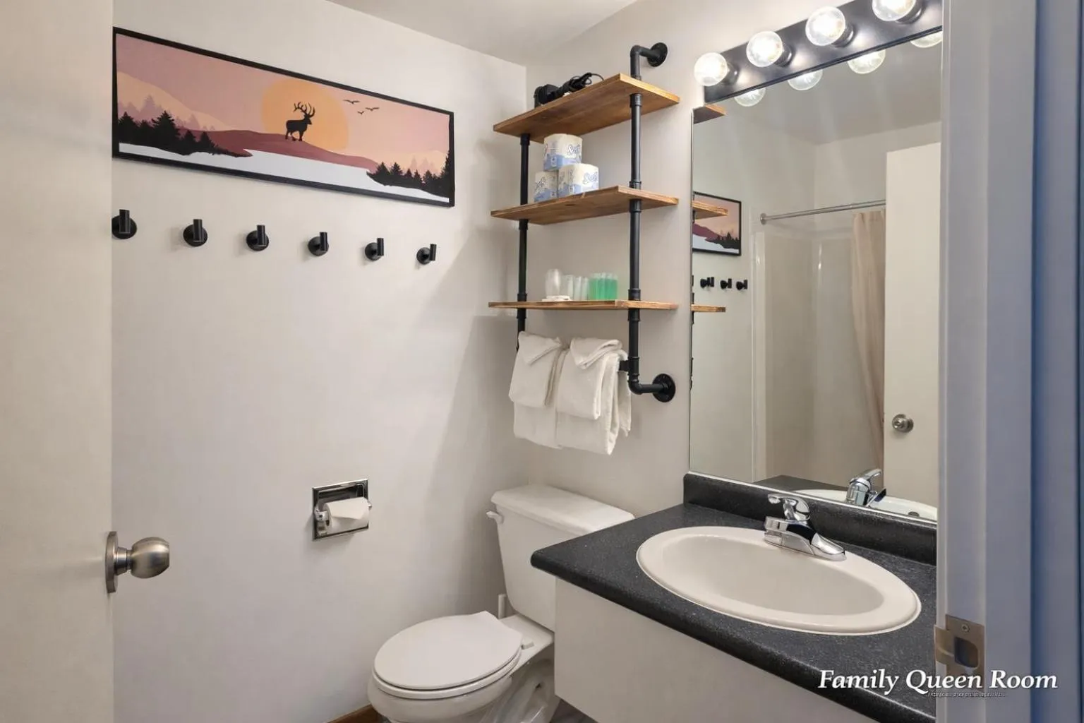 Bathroom in Mountain View Inn