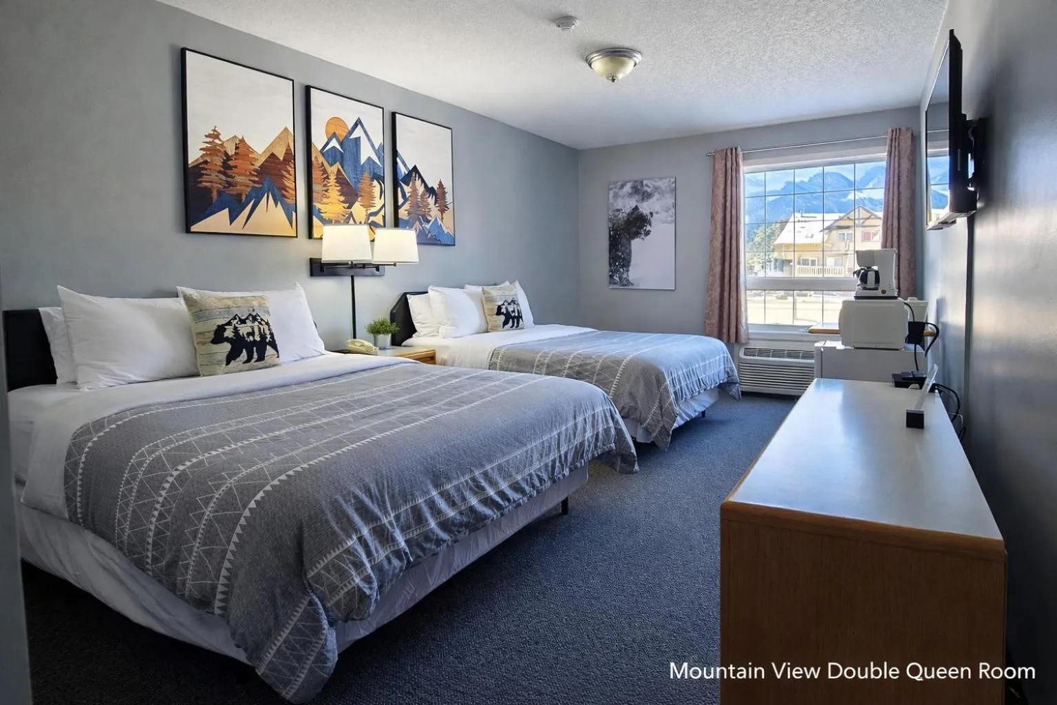 Bed in Mountain View Inn