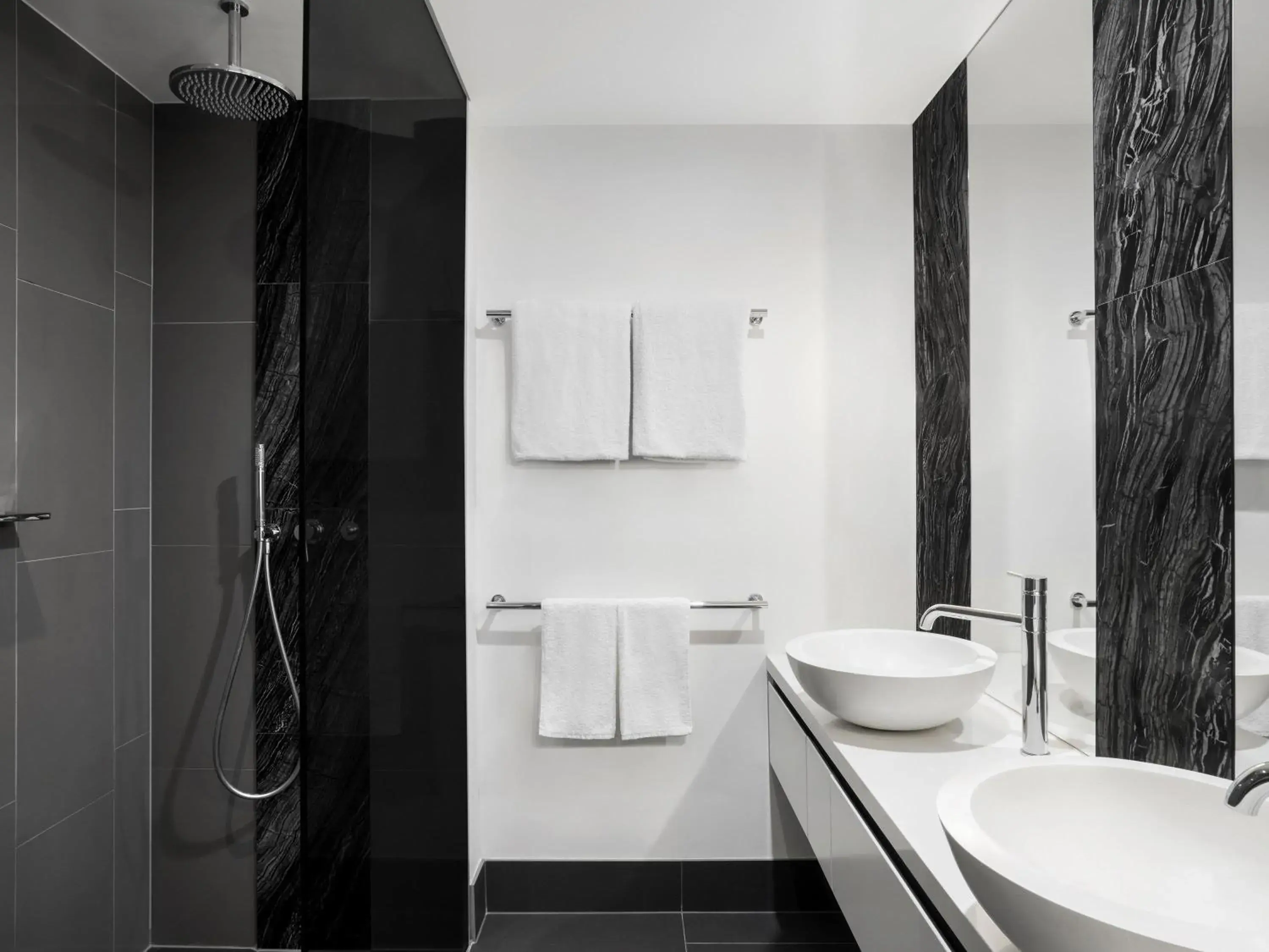 Bedroom in Peppers Gallery Hotel Bedroom in Peppers Gallery Hotel