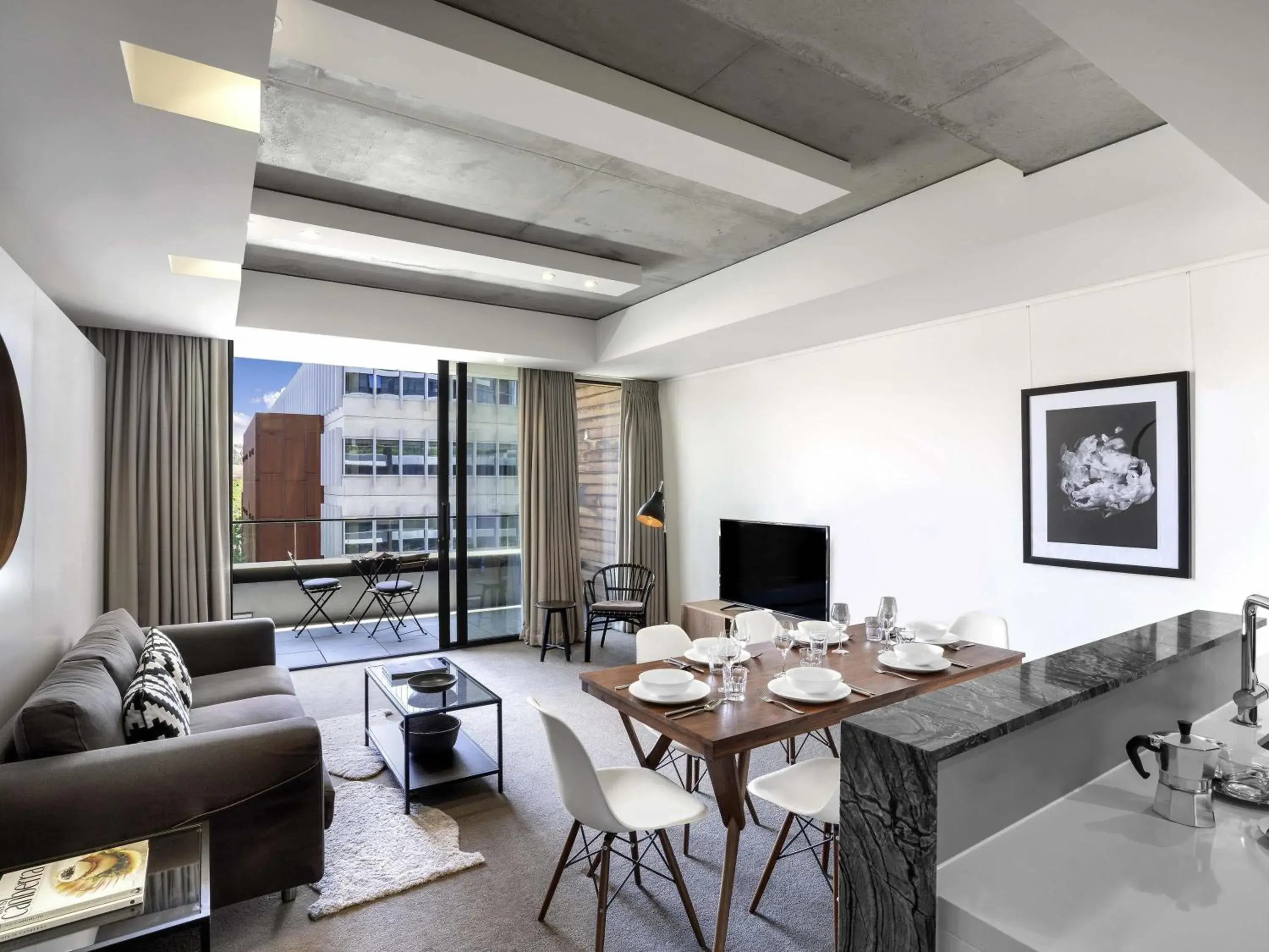 Bedroom in Peppers Gallery Hotel Bedroom in Peppers Gallery Hotel