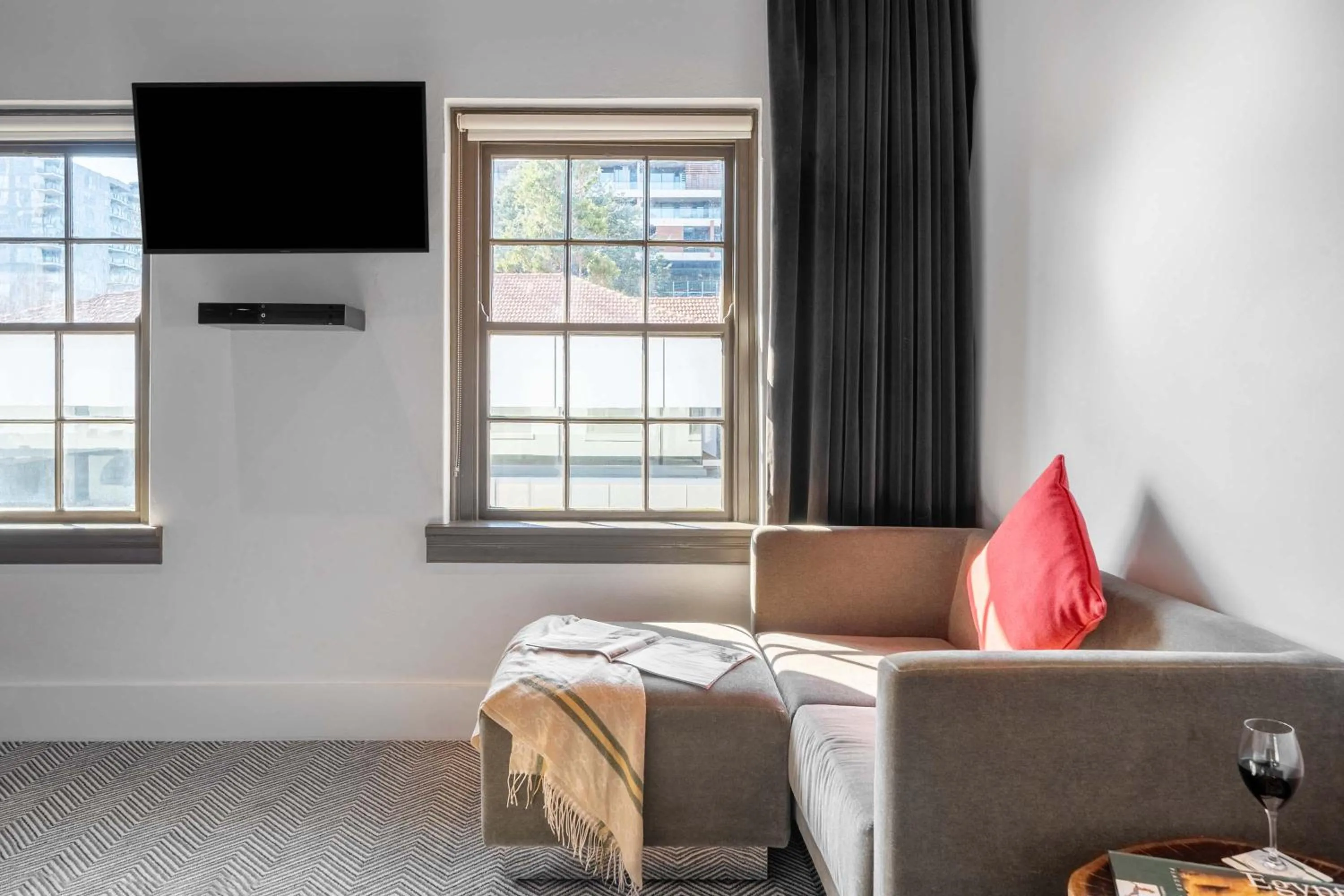 Bedroom in Peppers Gallery Hotel