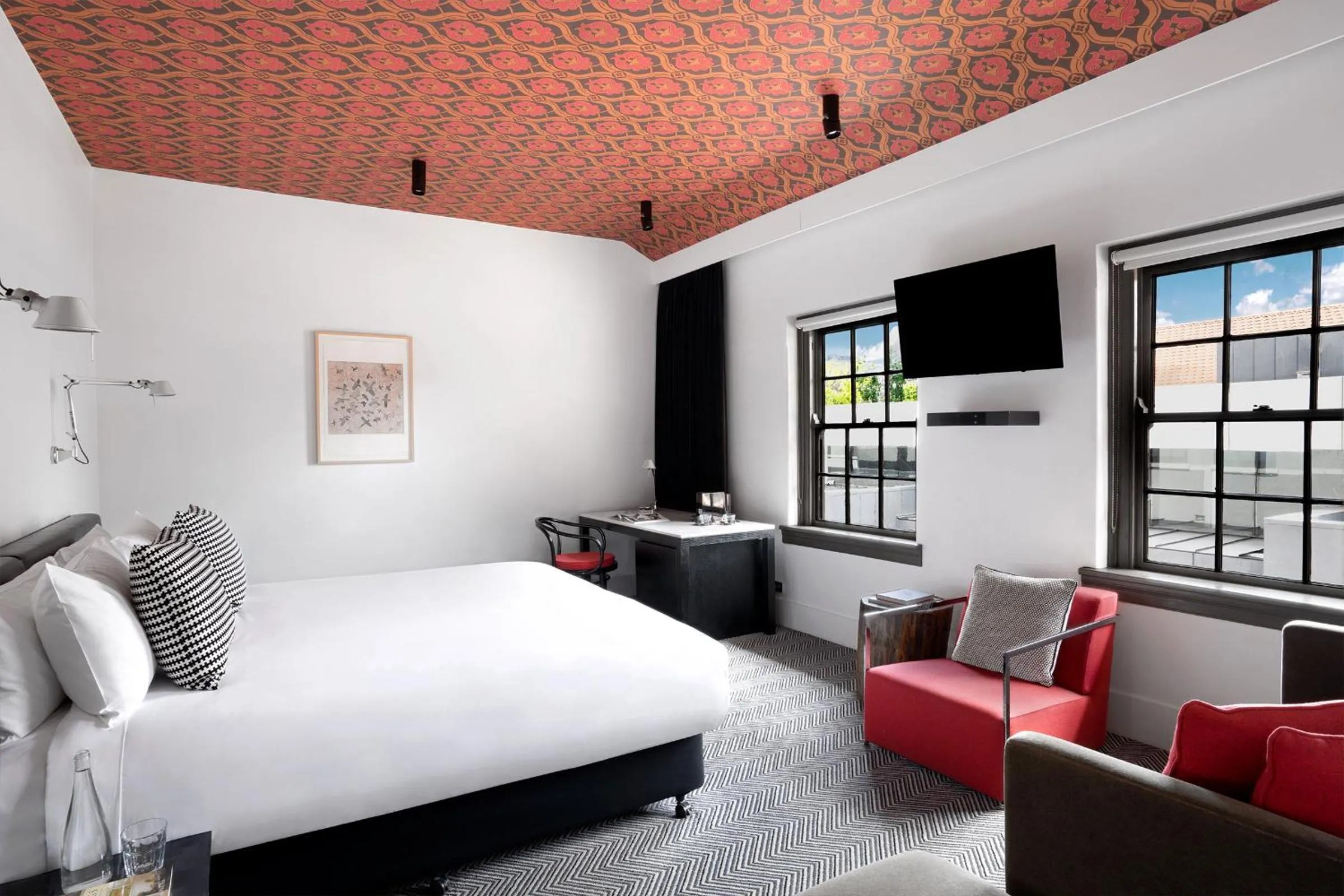 Bedroom, Bed in Peppers Gallery Hotel