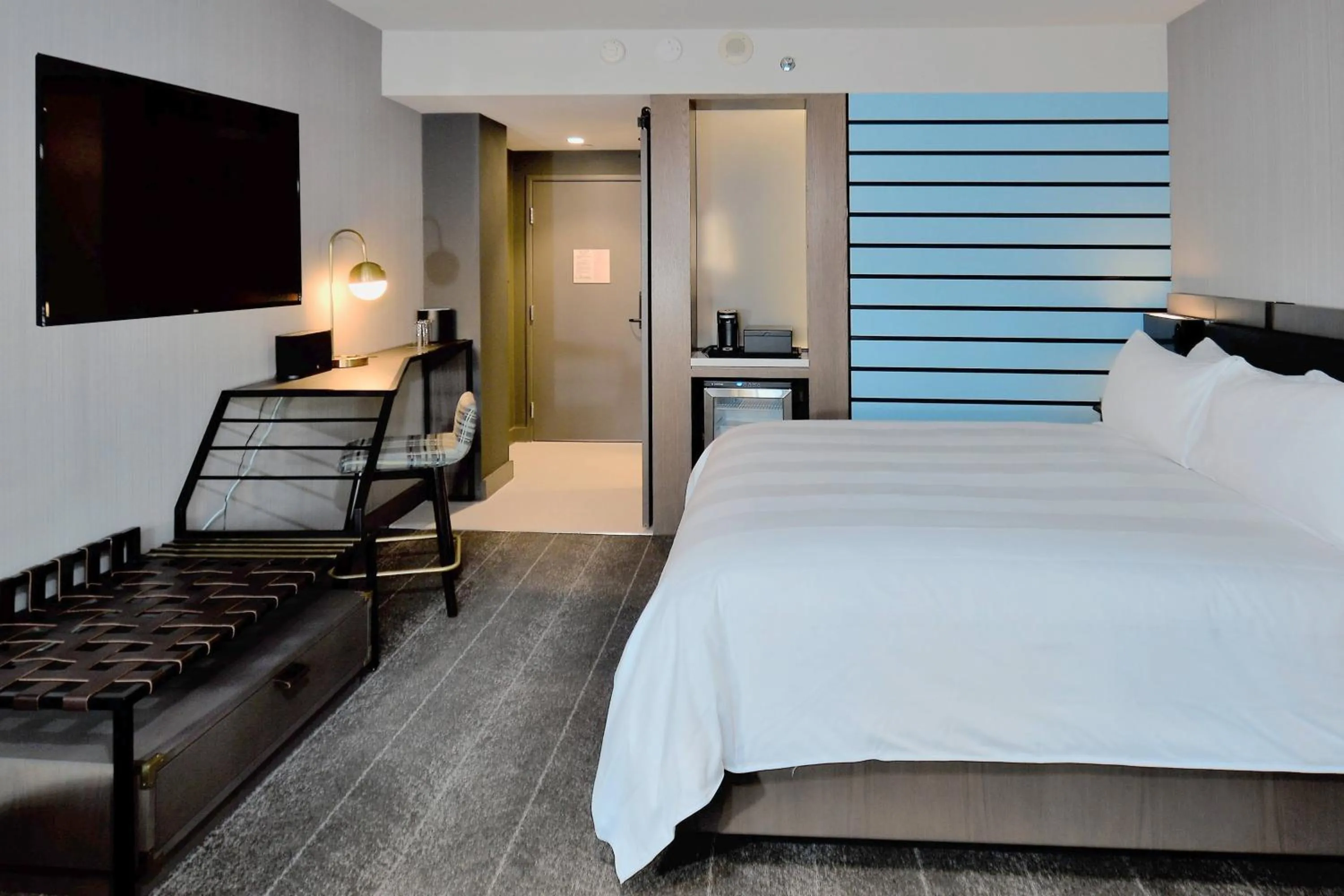 Photo of the whole room, Bed in Renaissance Reno Downtown Hotel & Spa