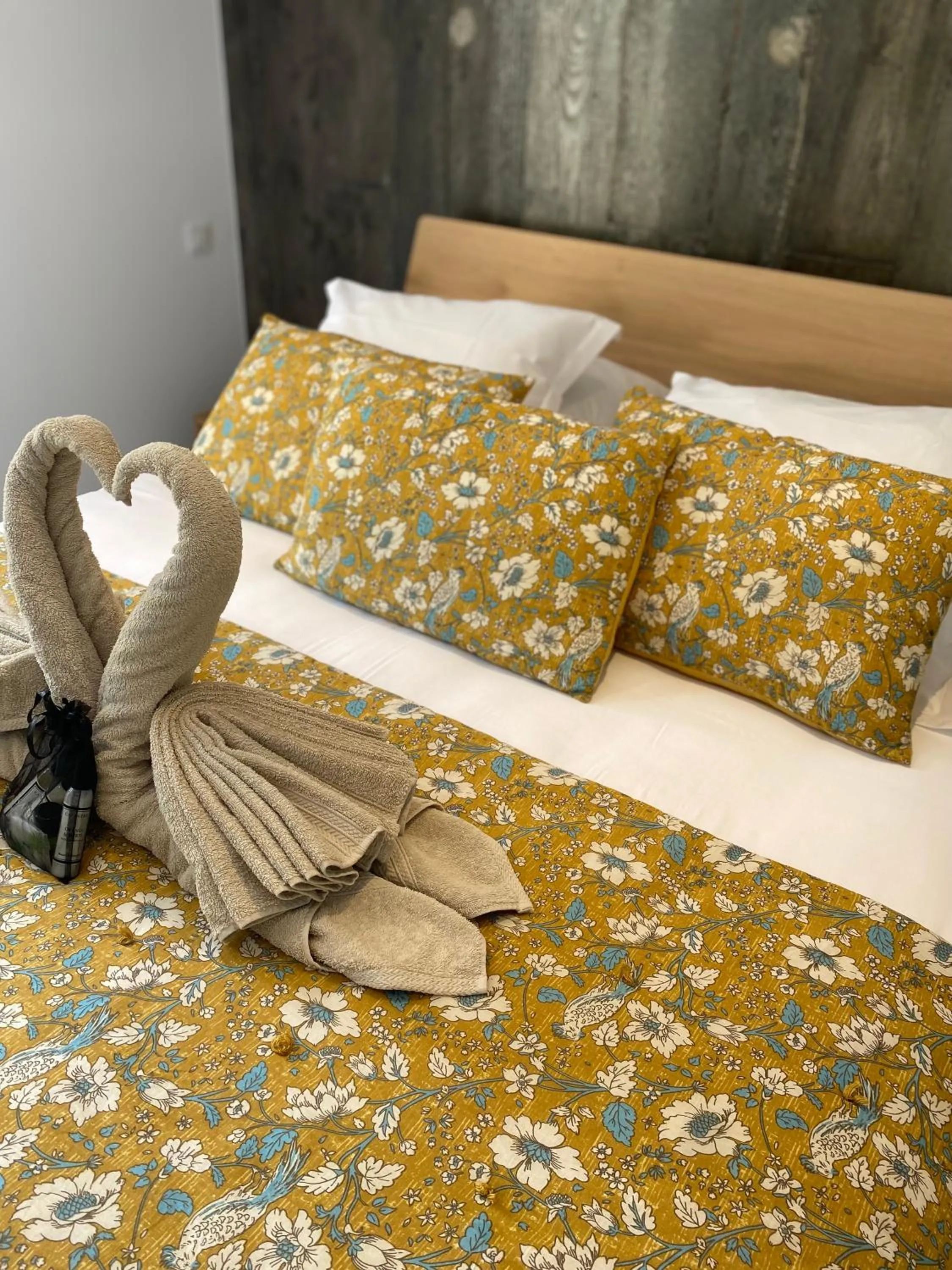 Bedroom, Bed in Hôtel confidentiel Le Grecale