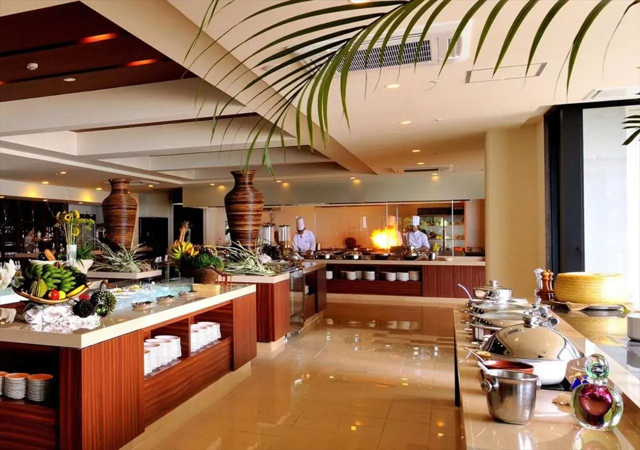 Restaurant/places to eat in Palace In Moon Beach Restaurant/places to eat in Palace In Moon Beach