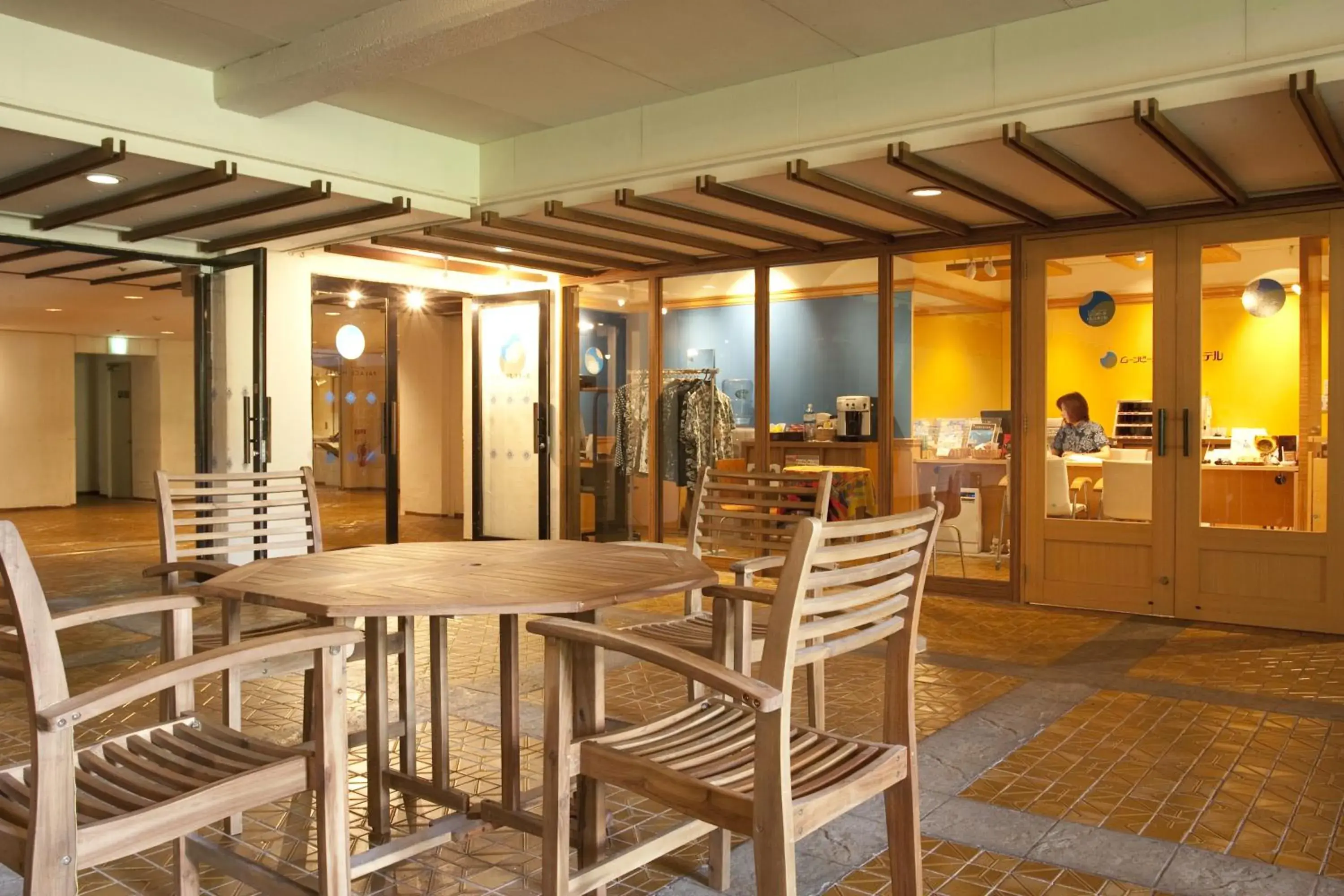 Facade/entrance in Palace In Moon Beach Facade/entrance in Palace In Moon Beach