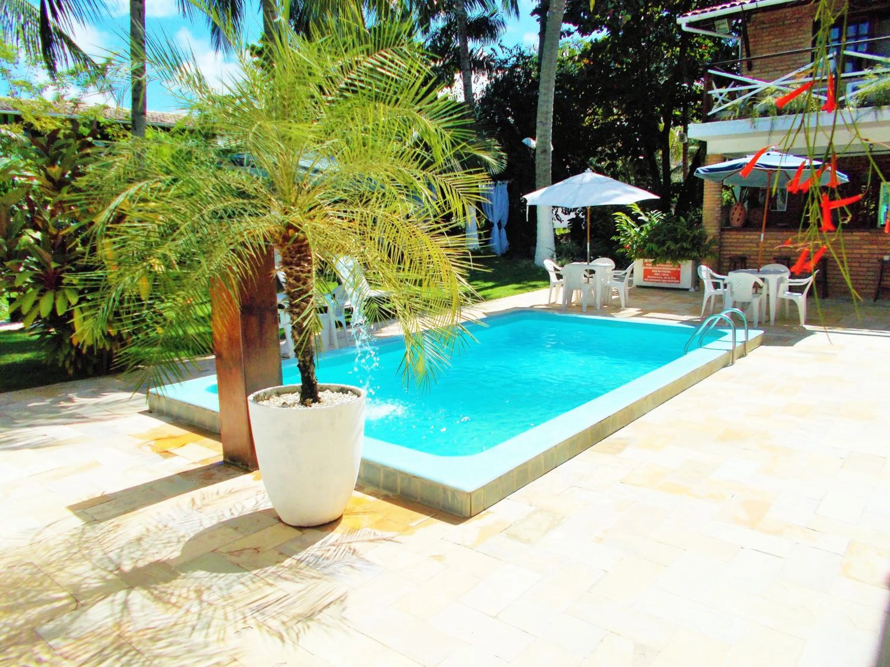 Pool view in Pousada Lua Cheia