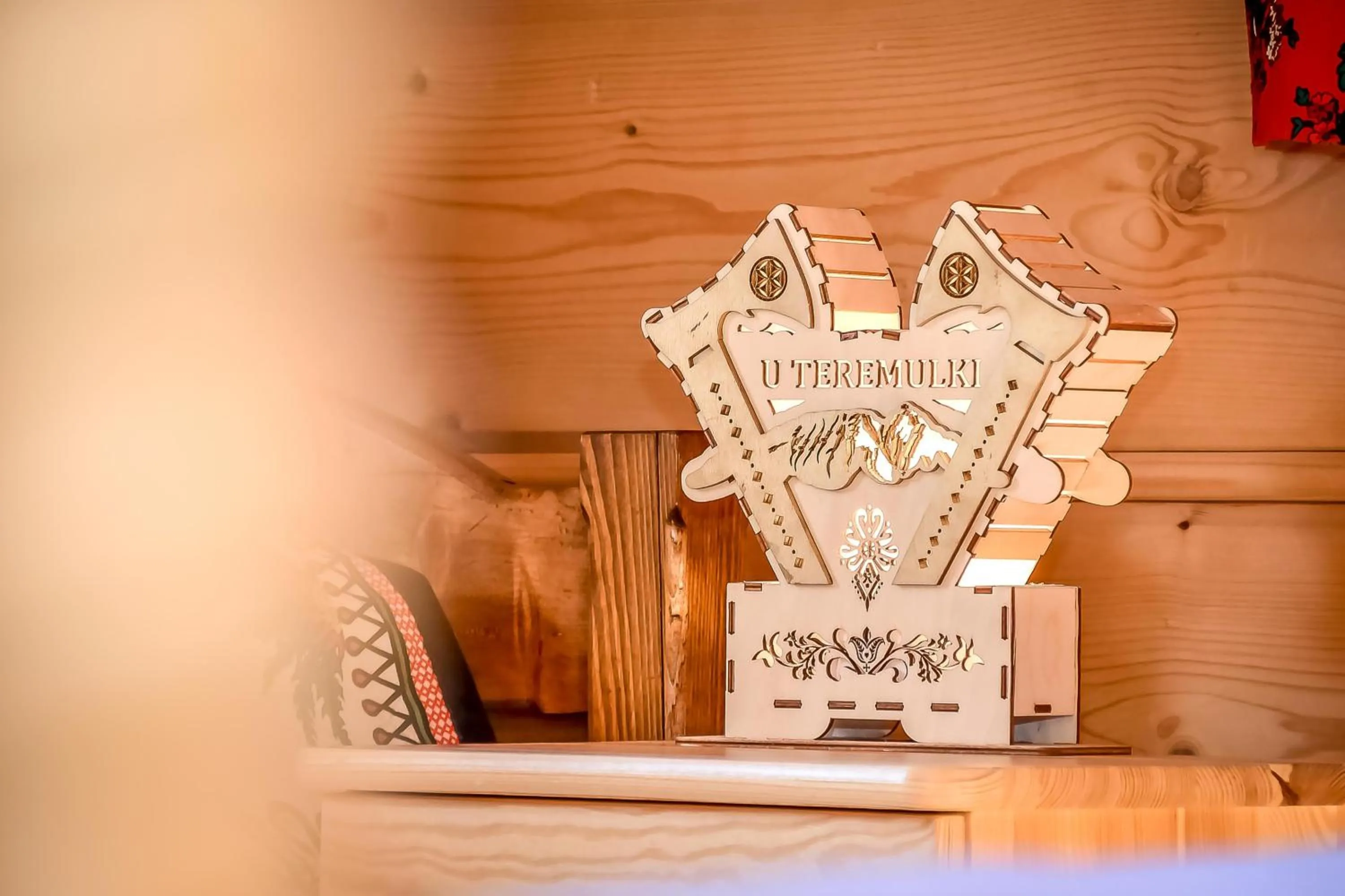 Decorative detail in Zajazd Teremulka