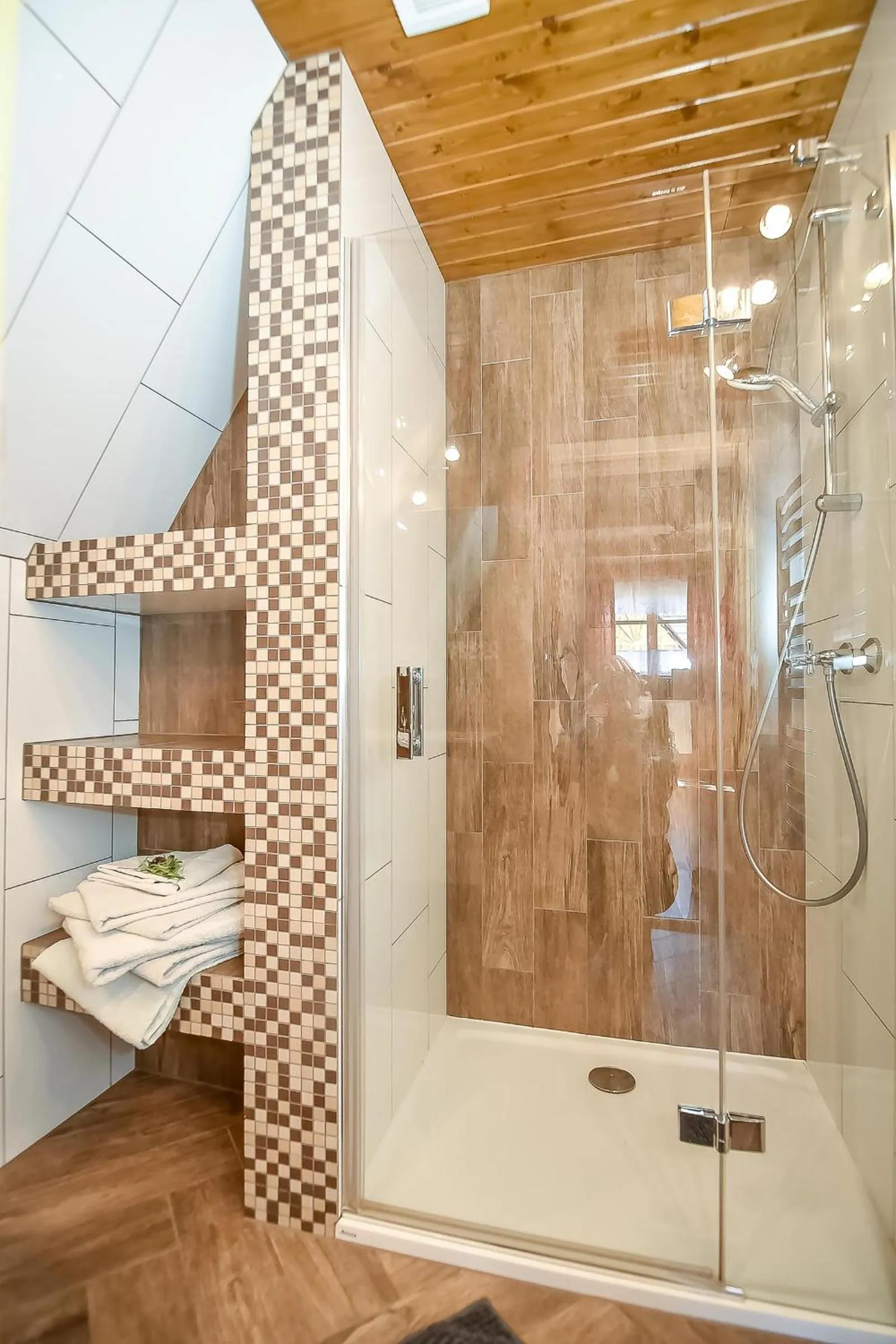 Shower in Zajazd Teremulka