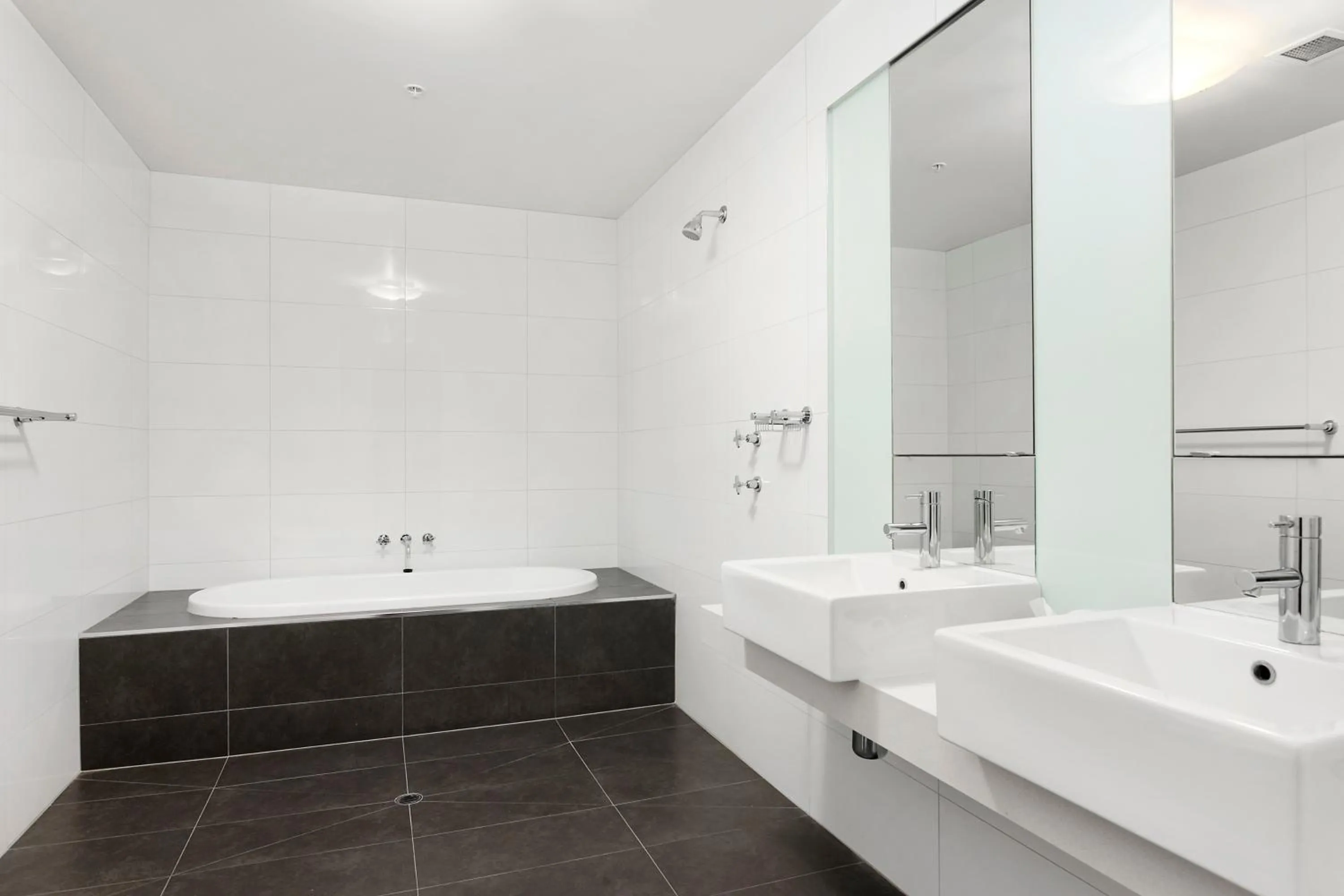 Bathroom in Waterfront Melbourne Apartments
