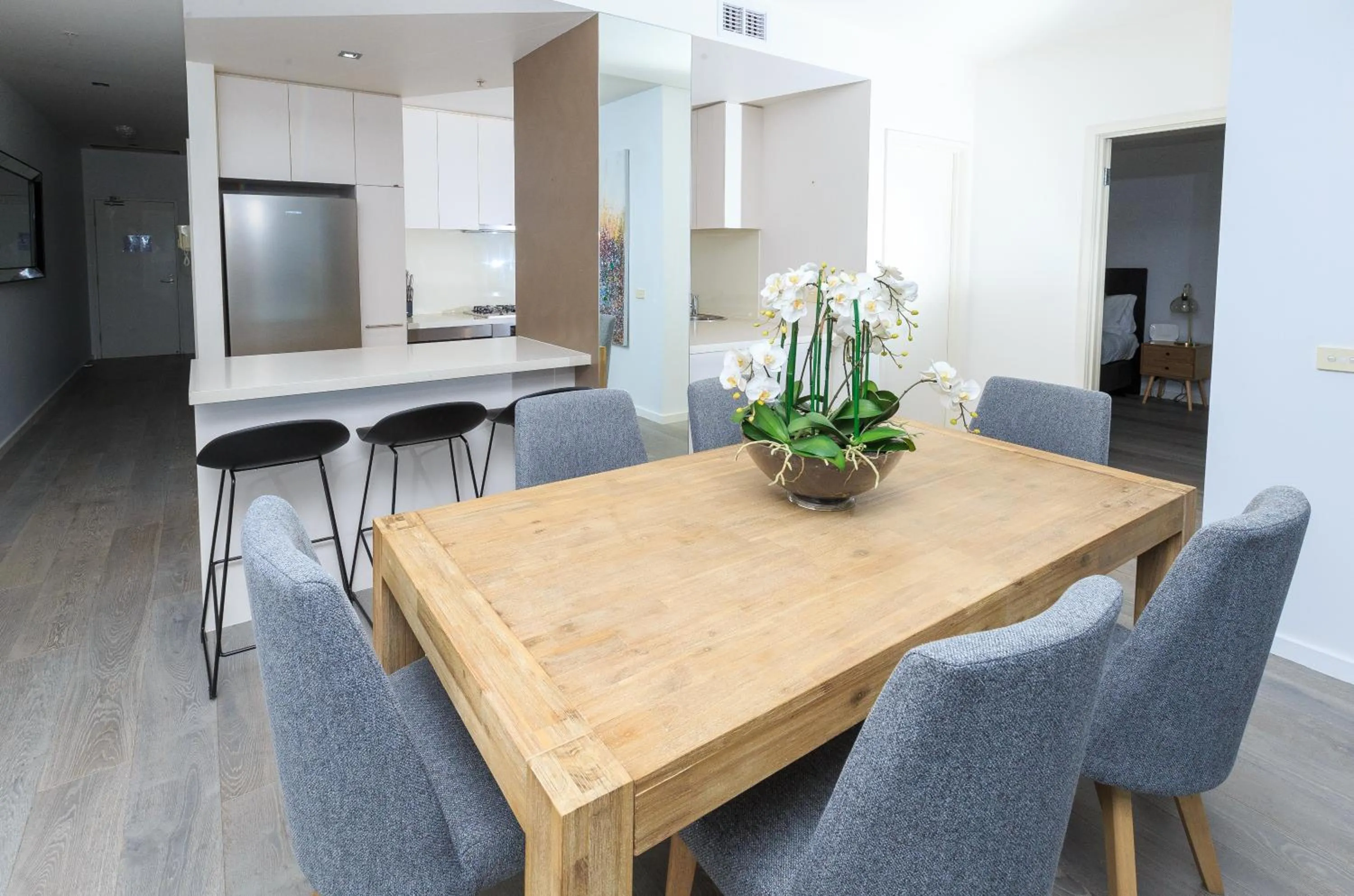 Kitchen or kitchenette in Waterfront Melbourne Apartments