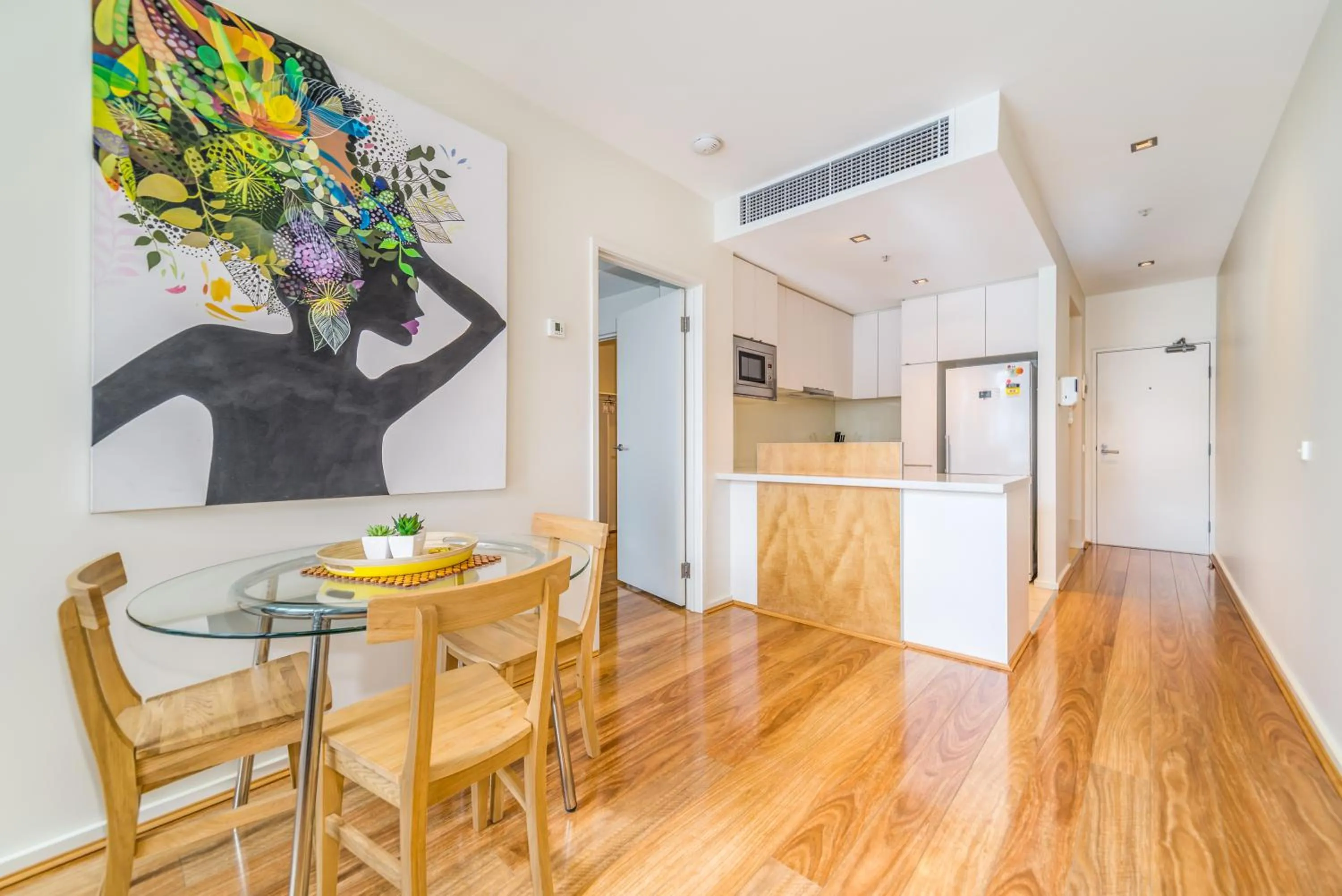 Decorative detail in Waterfront Melbourne Apartments