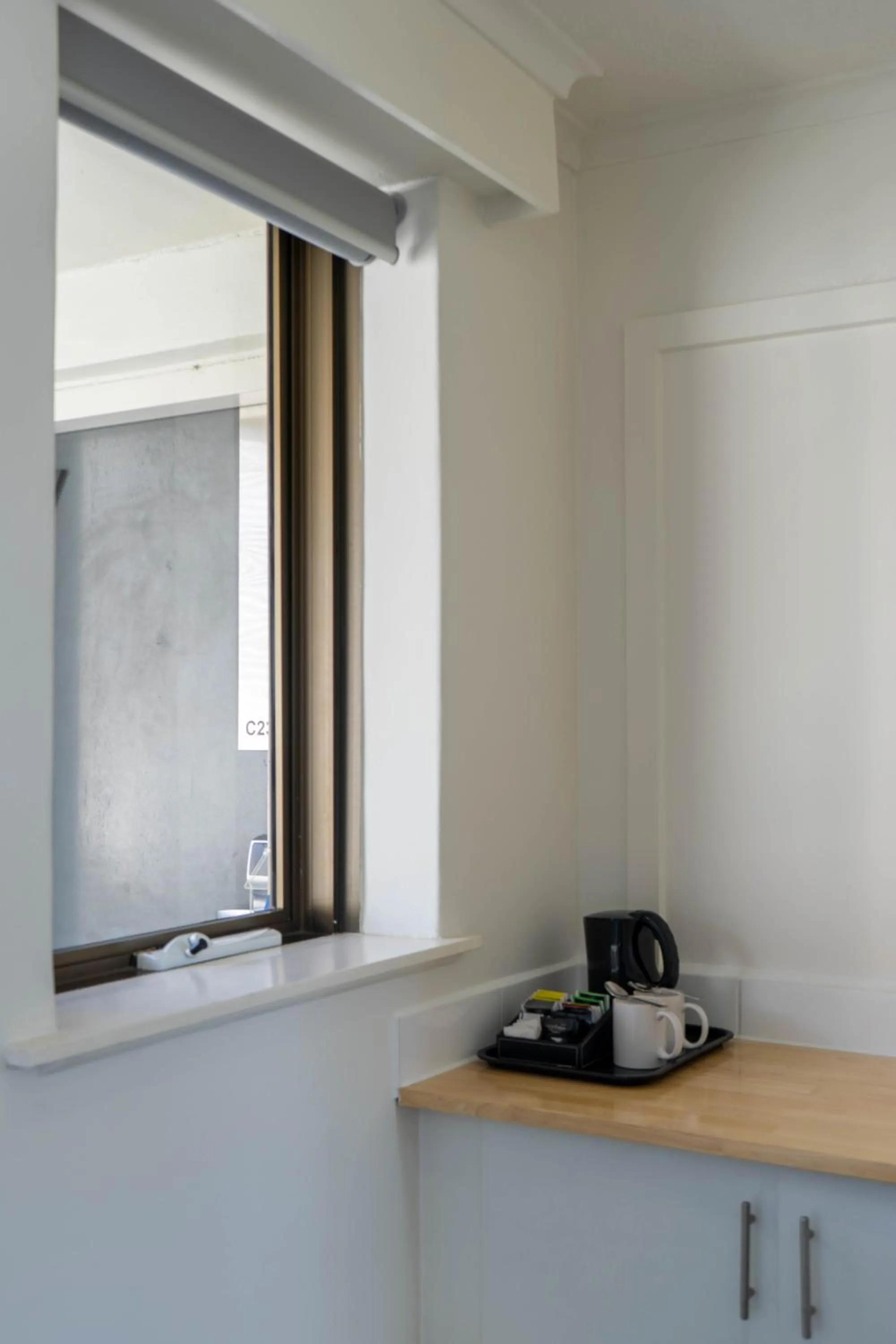 Coffee/tea facilities in Cosmopolitan Hotel and Apartments