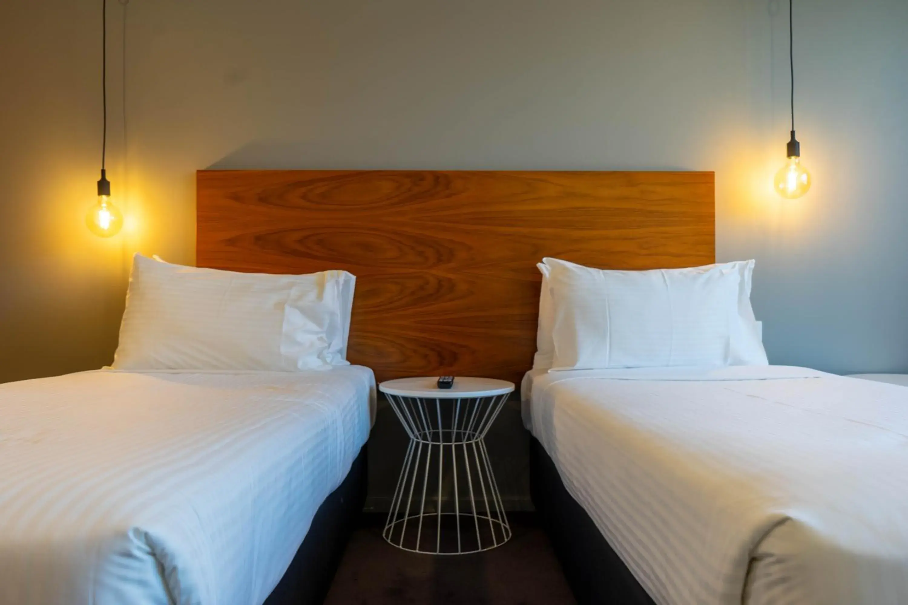 Deluxe Twin Room in Cosmopolitan Hotel and Apartments Deluxe Twin Room in Cosmopolitan Hotel and Apartments