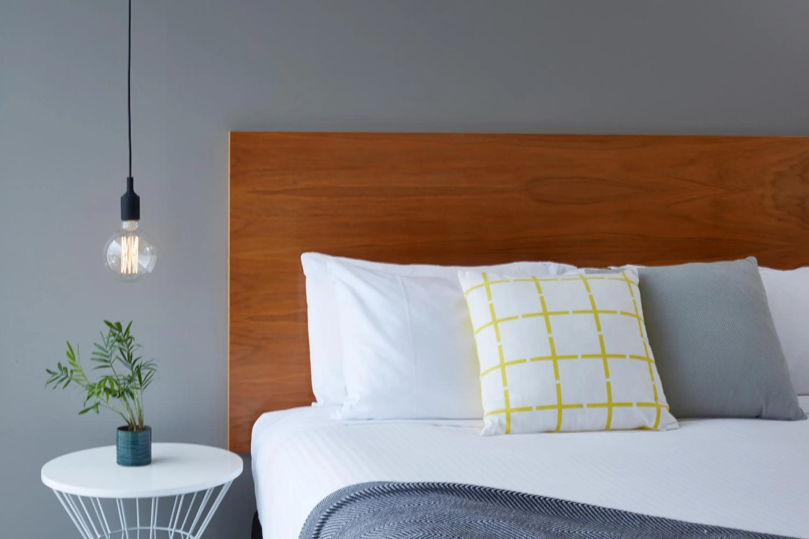 Photo of the whole room, Bed in Cosmopolitan Hotel and Apartments