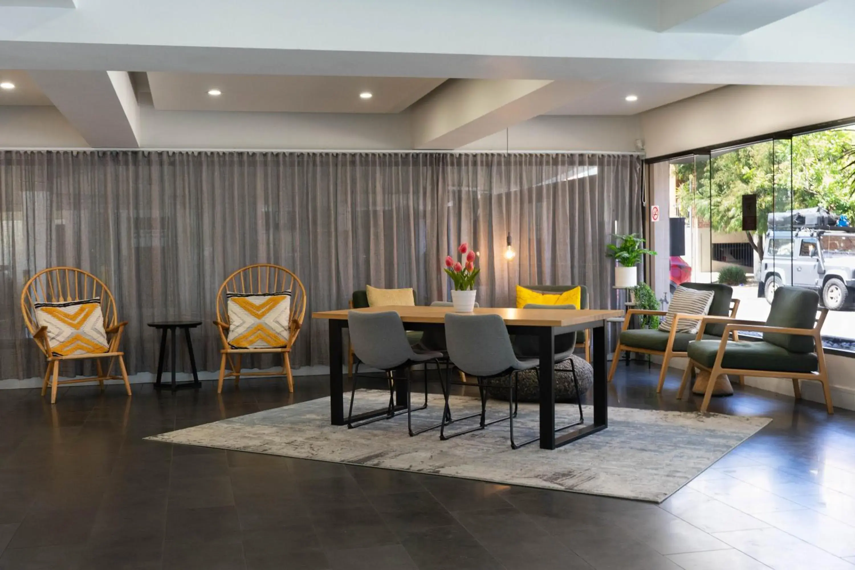 Lobby or reception in Cosmopolitan Hotel and Apartments Lobby or reception in Cosmopolitan Hotel and Apartments