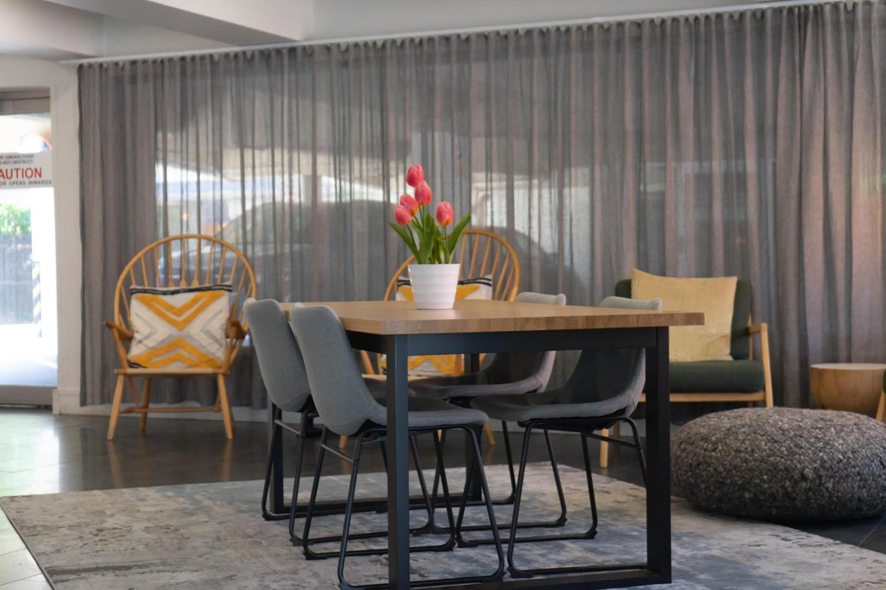 Lobby or reception in Cosmopolitan Hotel and Apartments