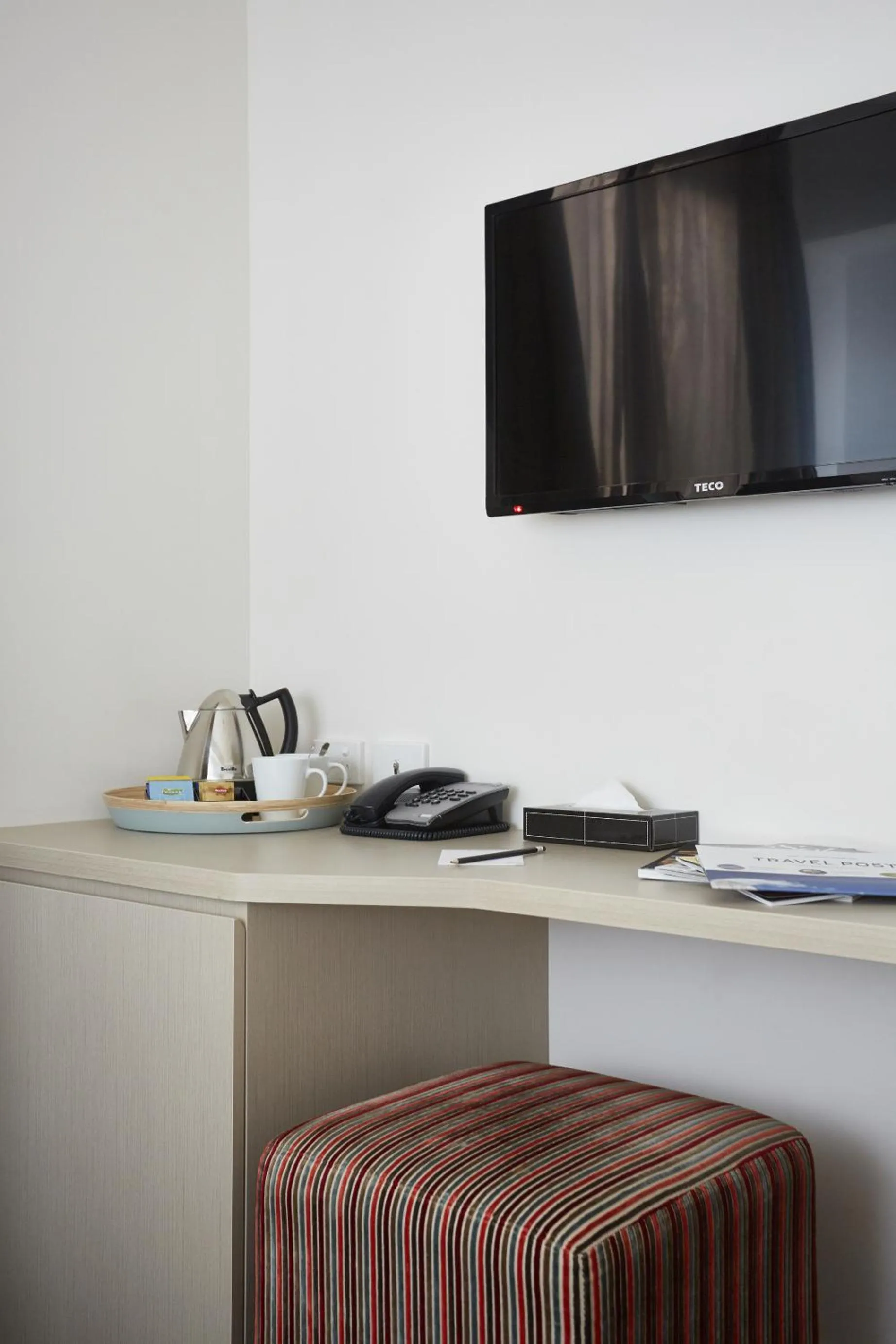 Decorative detail in Cosmopolitan Hotel and Apartments