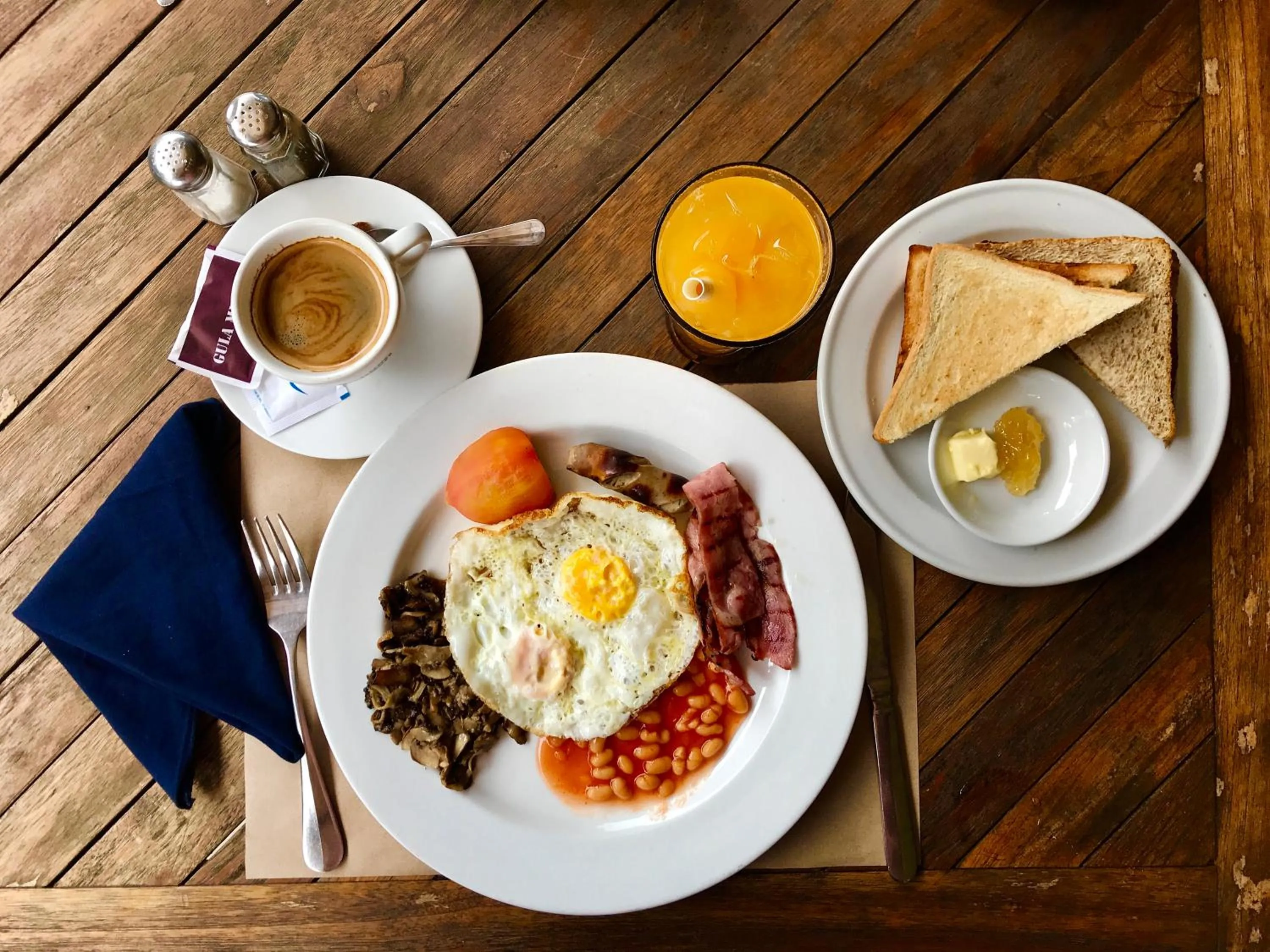 Breakfast in Amore Villas