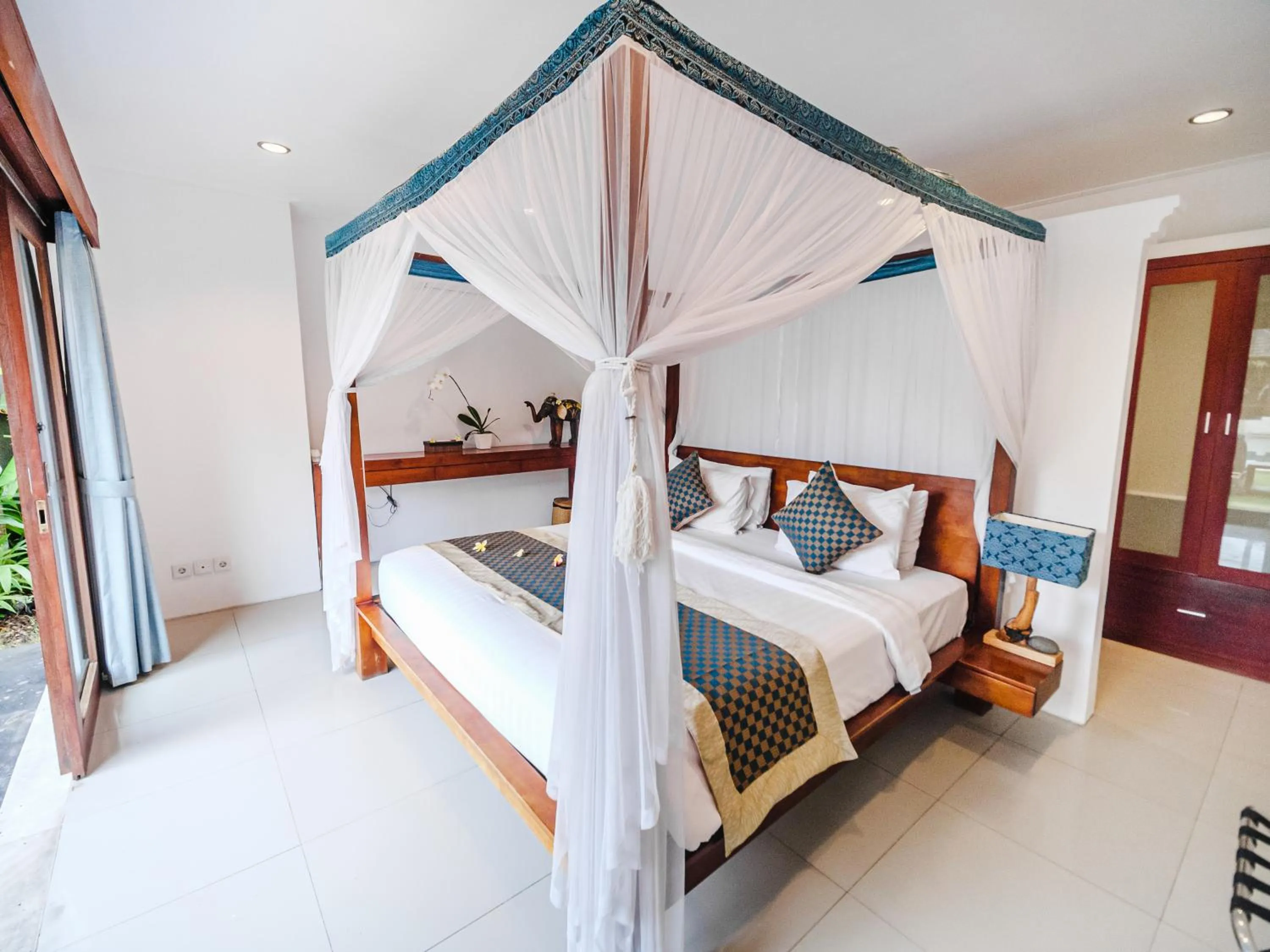 Bed in Amore Villas