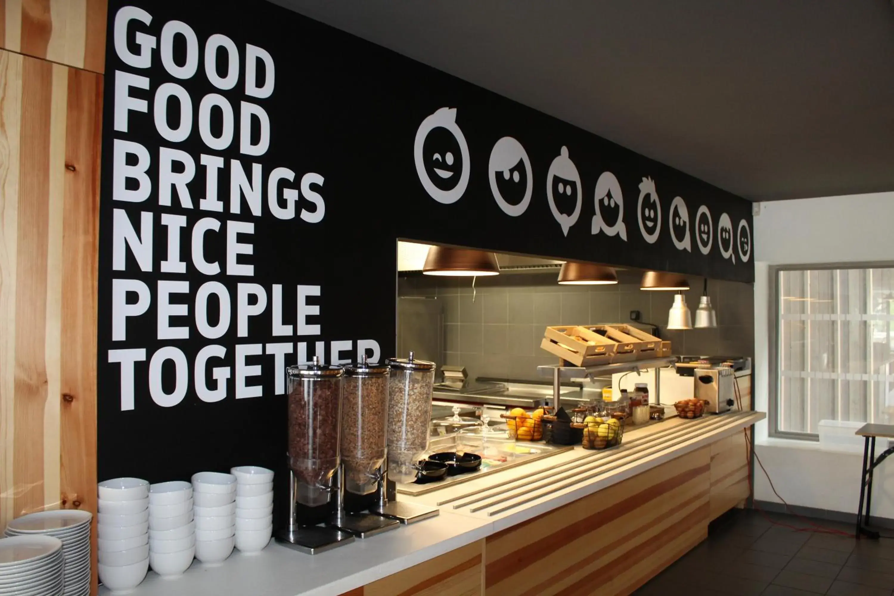 Restaurant/places to eat in The People - Les 2 Alpes Restaurant/places to eat in The People - Les 2 Alpes