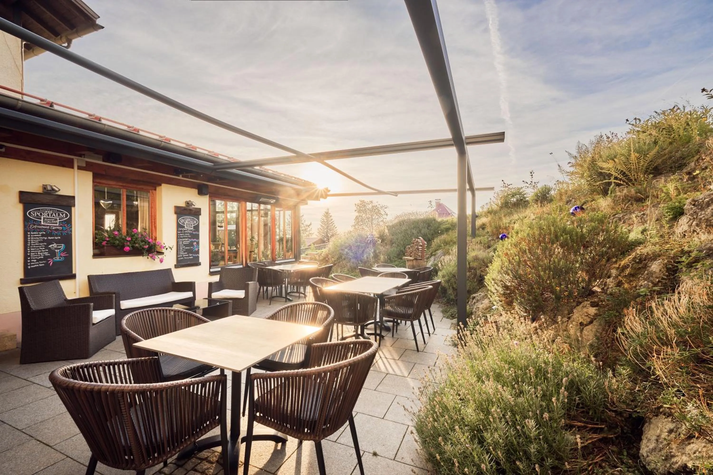 Restaurant/places to eat in Landhotel Sportalm