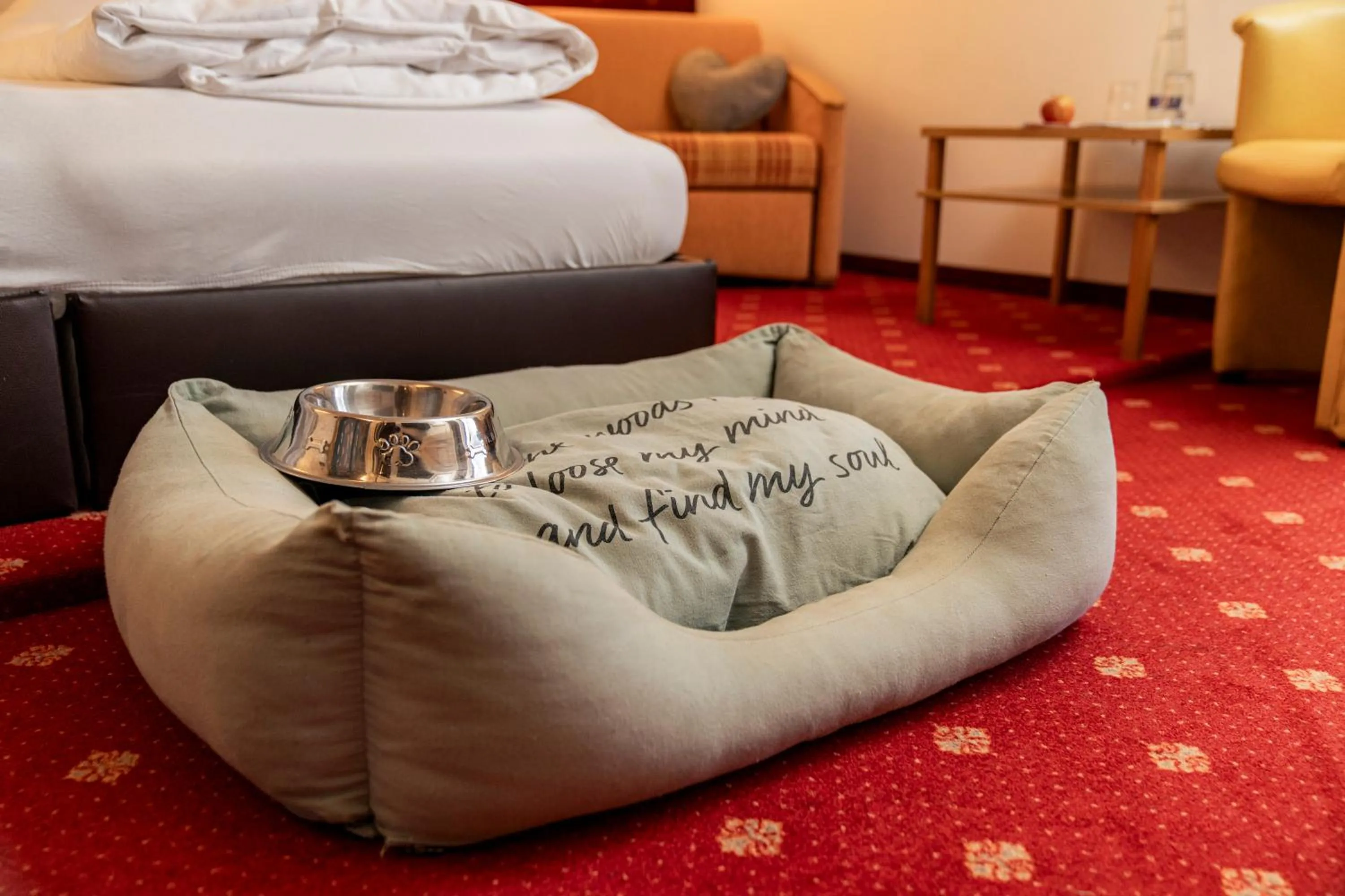 pet friendly, Bed in Landhotel Sportalm