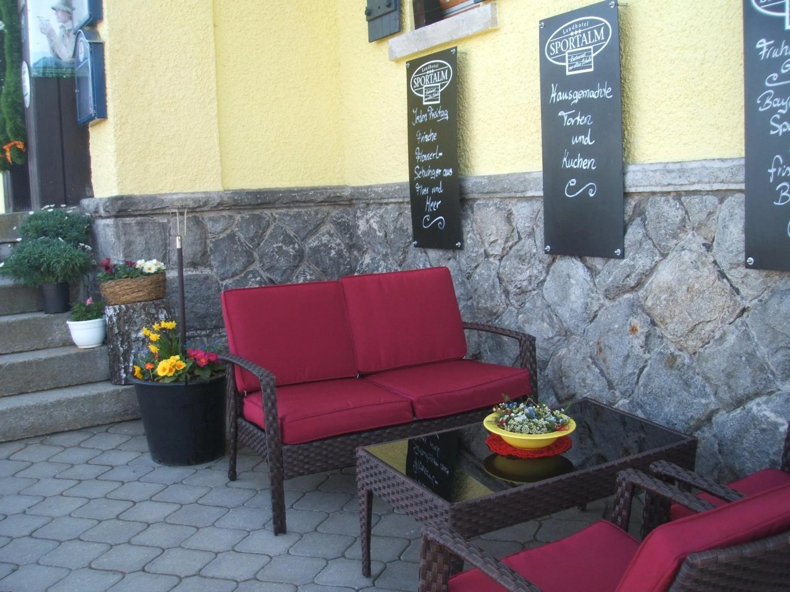 Facade/entrance in Landhotel Sportalm