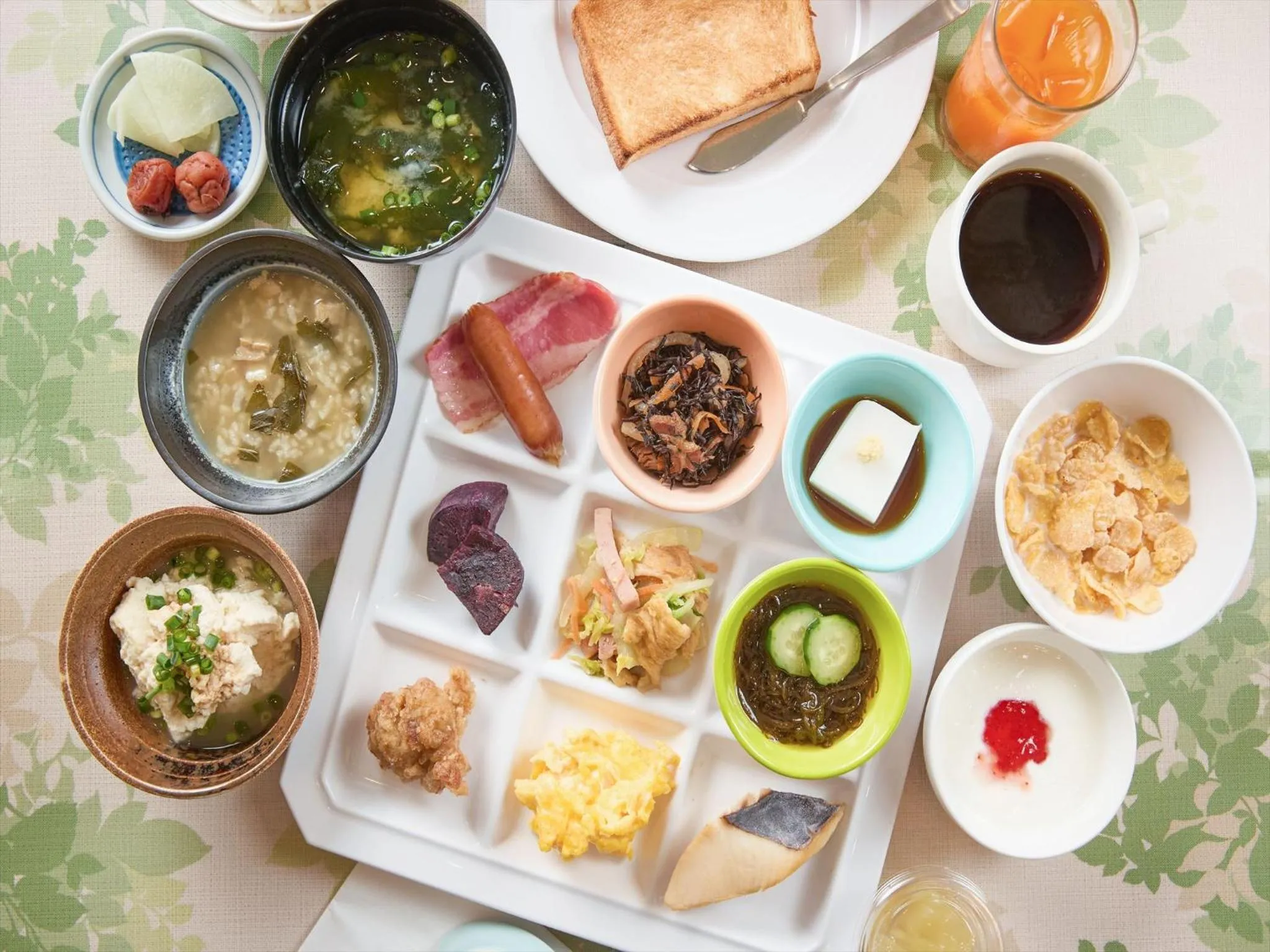 Breakfast in Sun Palace Kyuyokan