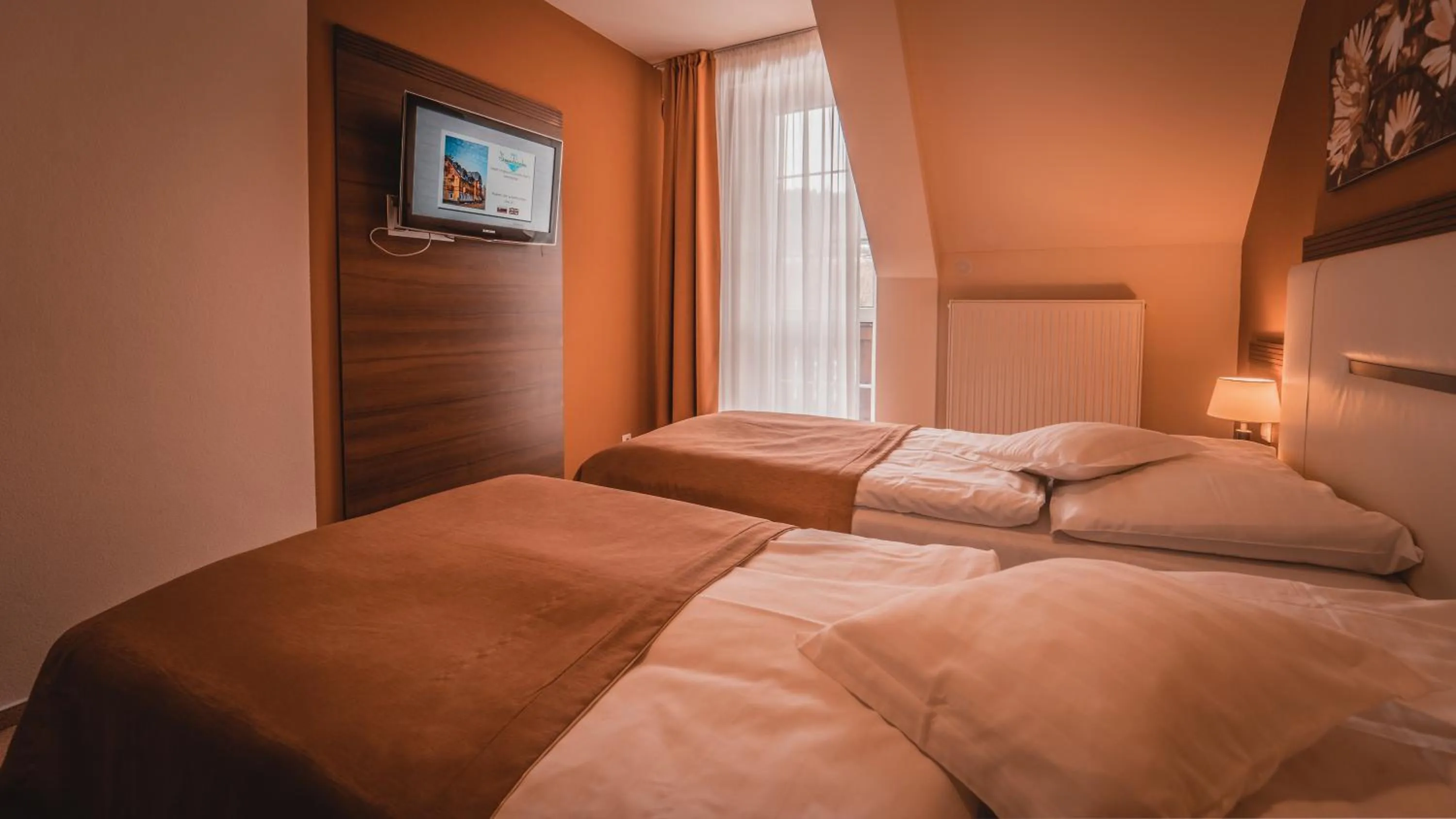 Bed in Dom zdravia - KÚPELE PIENINY