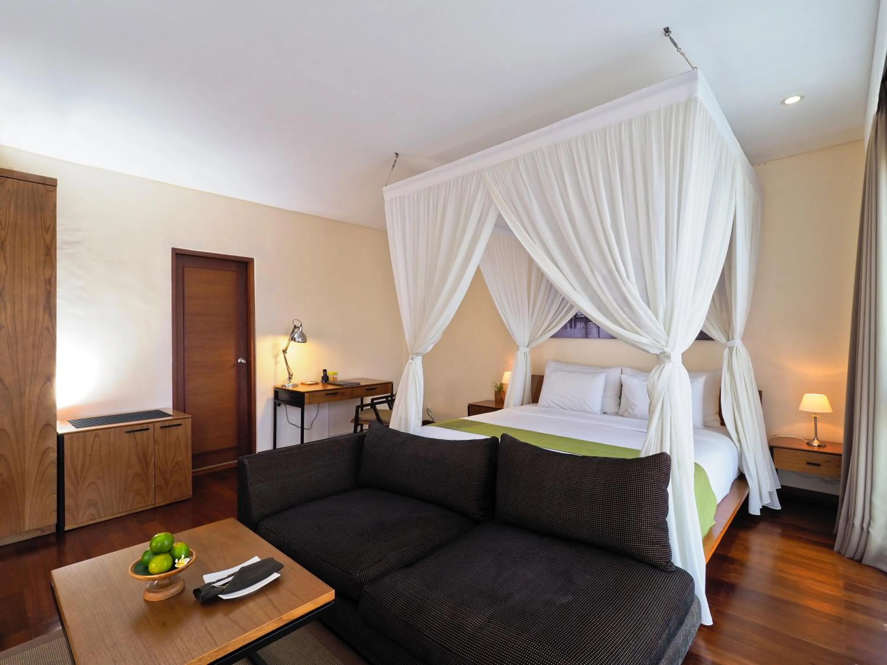 Seating area, Bed in The Samata by LifestyleRetreats