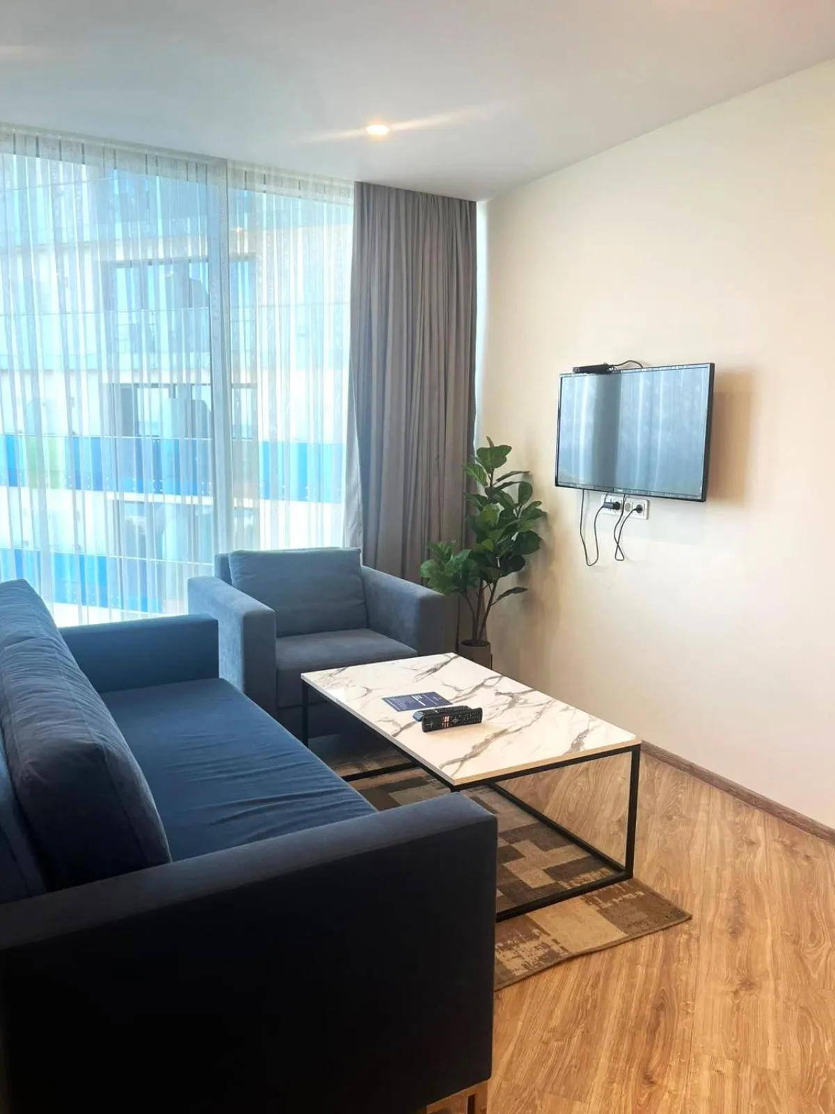 Bellevue Residence Suites