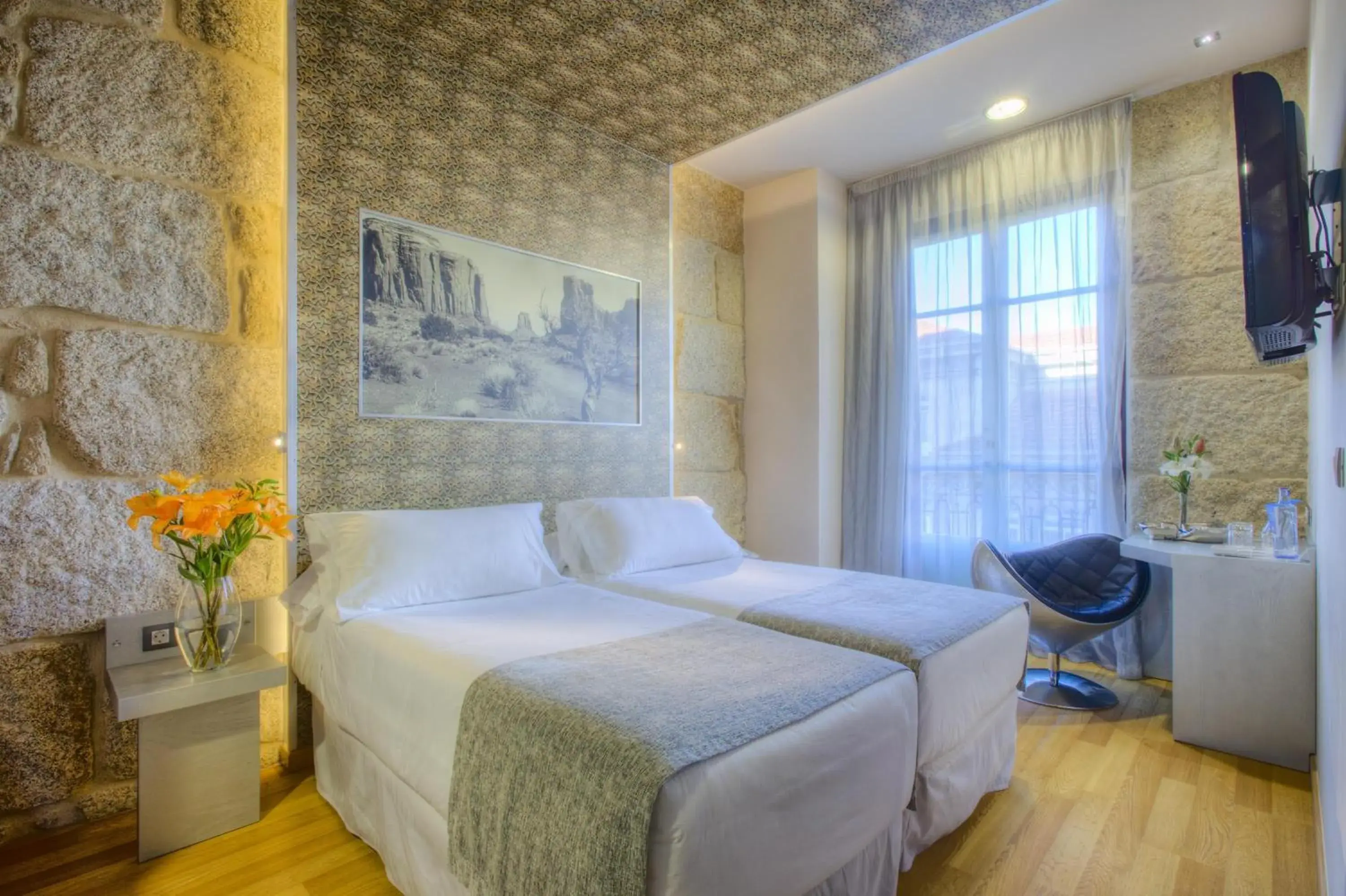 Bedroom, Bed in NH Ourense Bedroom, Bed in NH Ourense