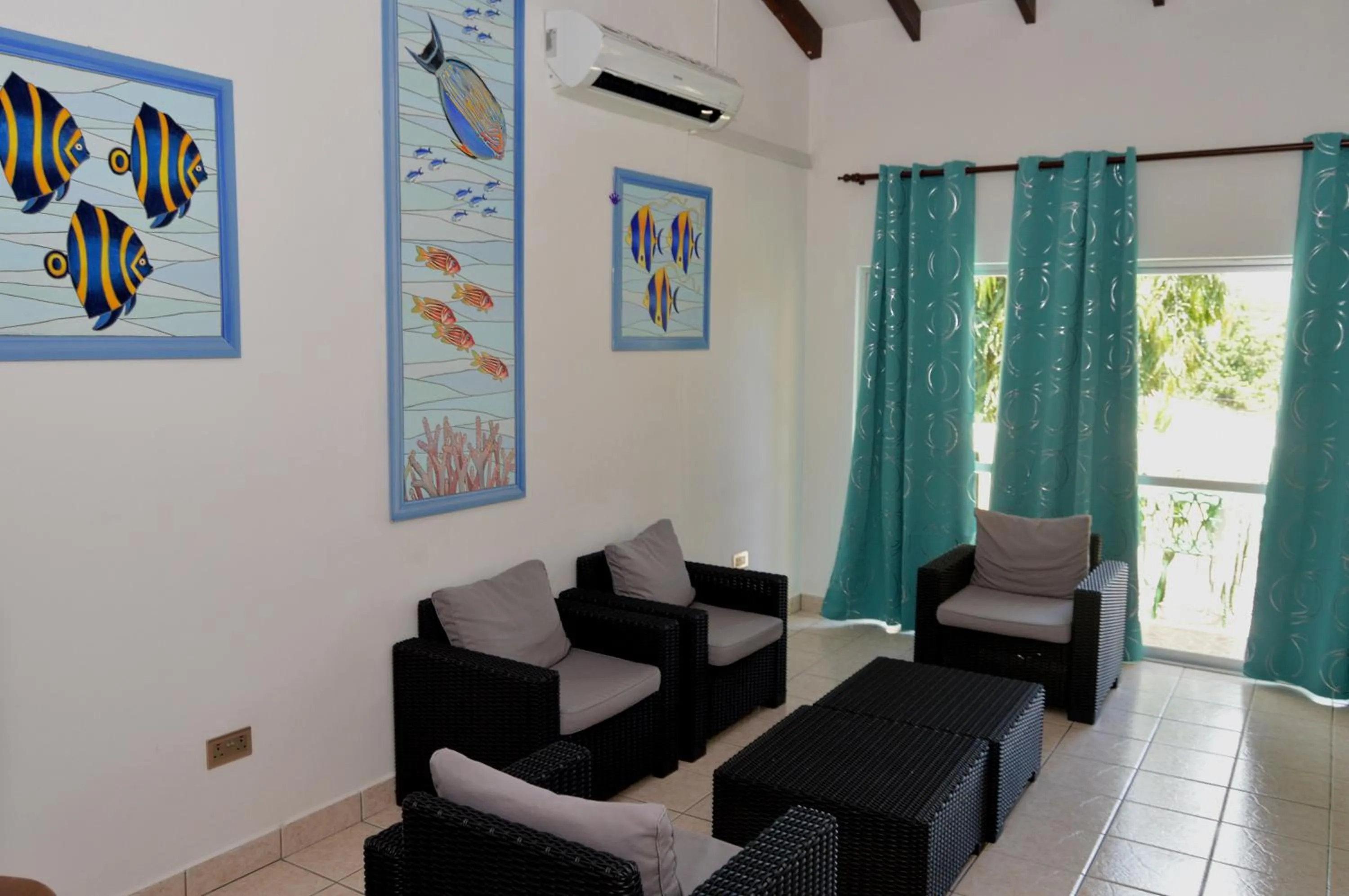 Living room in Coco D'or Hotel Seychelles