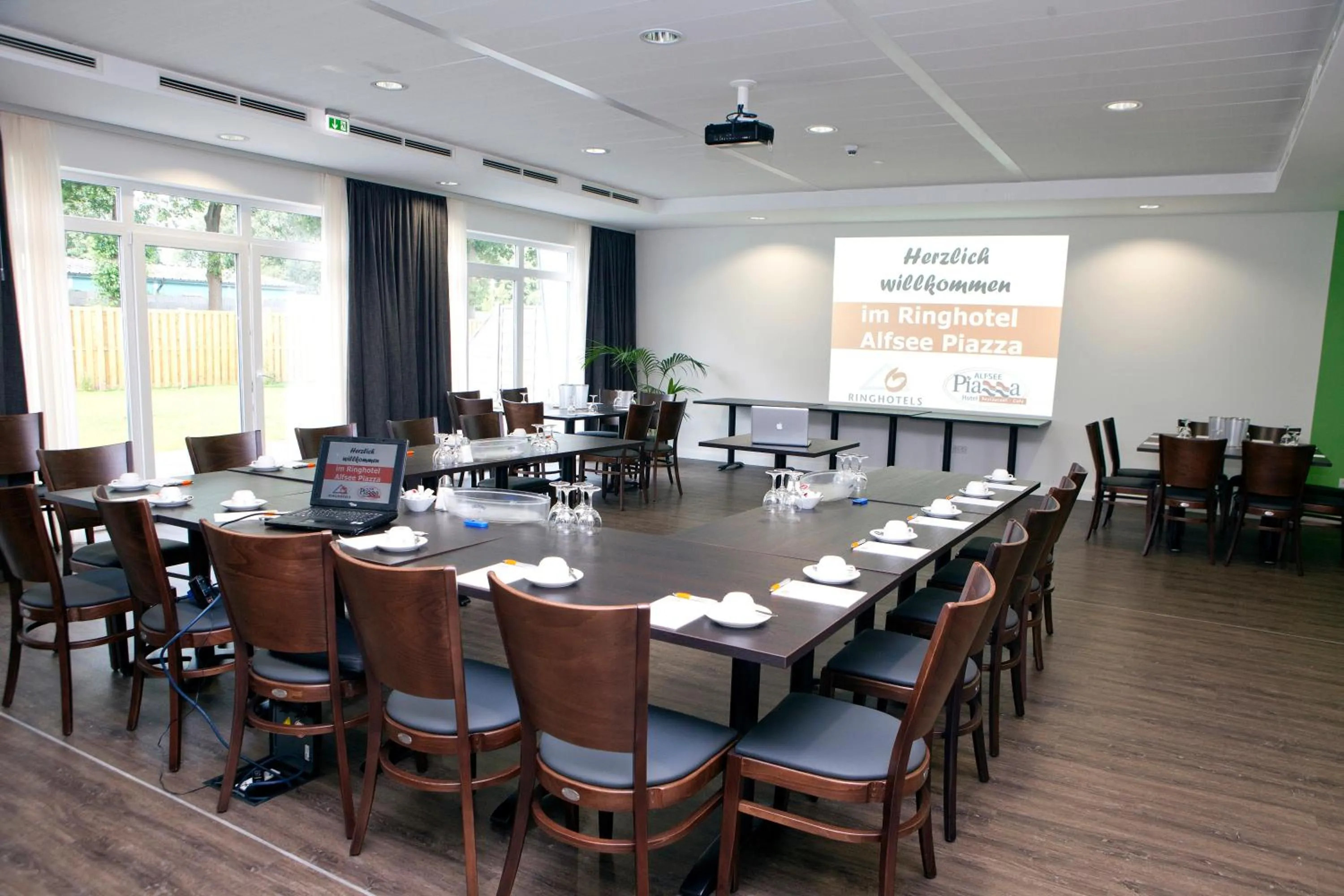 Business facilities in Ringhotel Alfsee Piazza