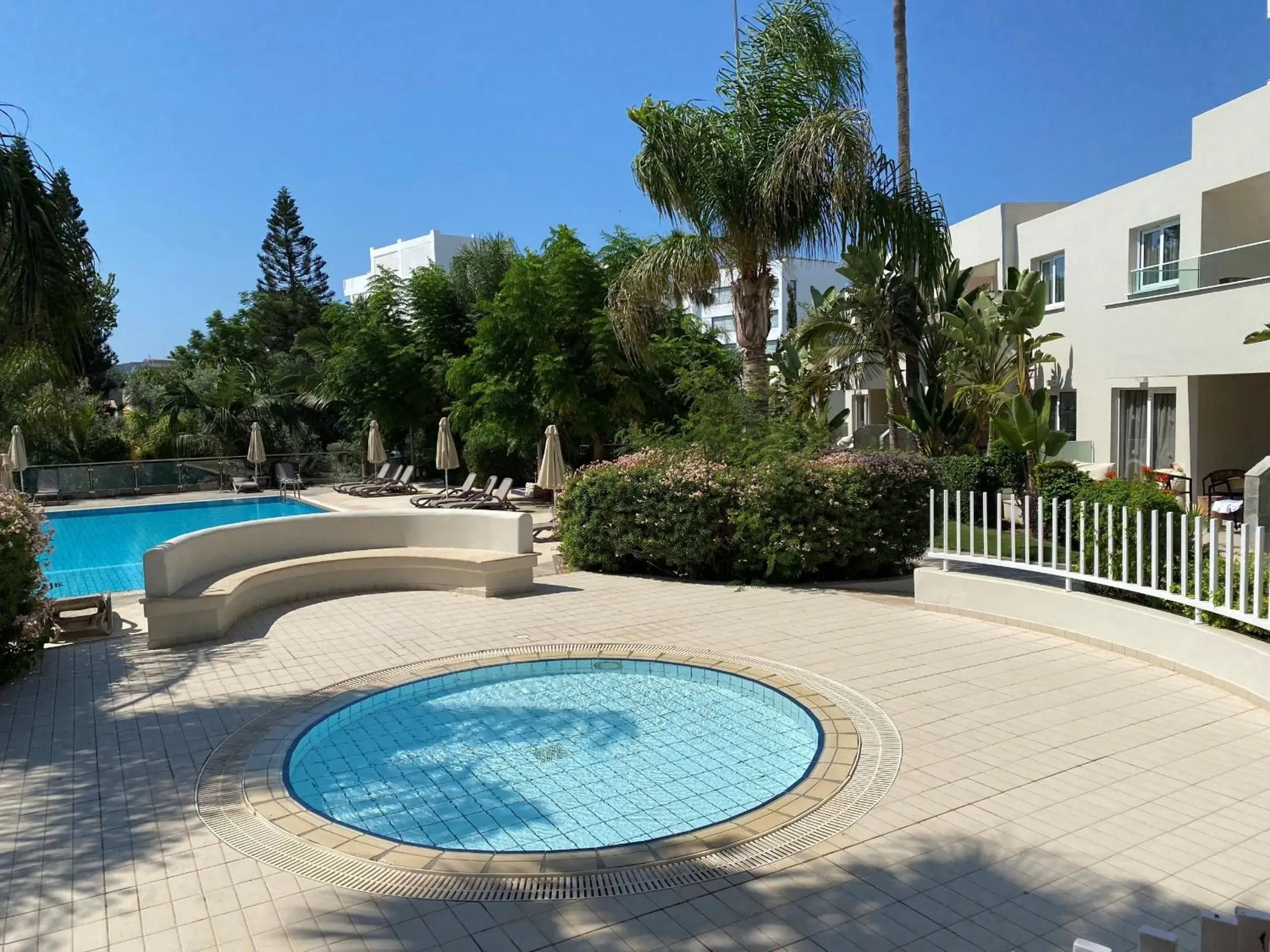 Swimming pool in Melissi Beach Hotel & Spa Swimming pool in Melissi Beach Hotel & Spa
