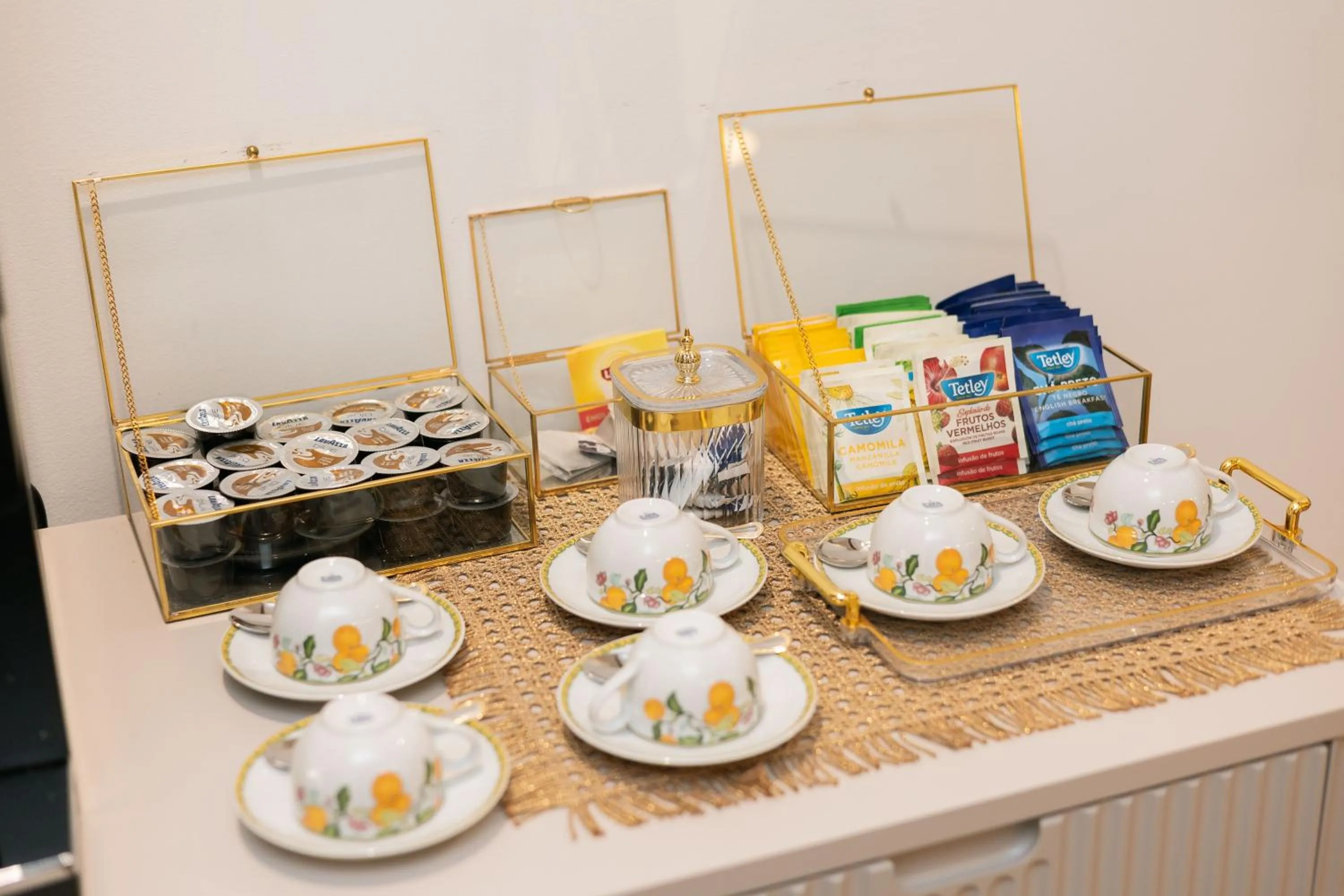 Breakfast in Bellu Suites