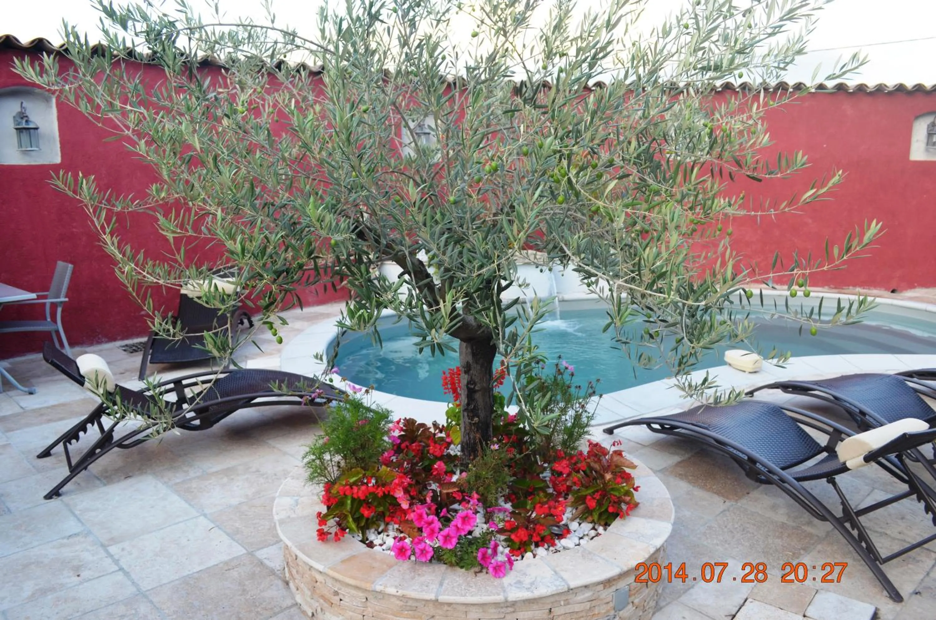 Swimming pool in Auberge les Galets