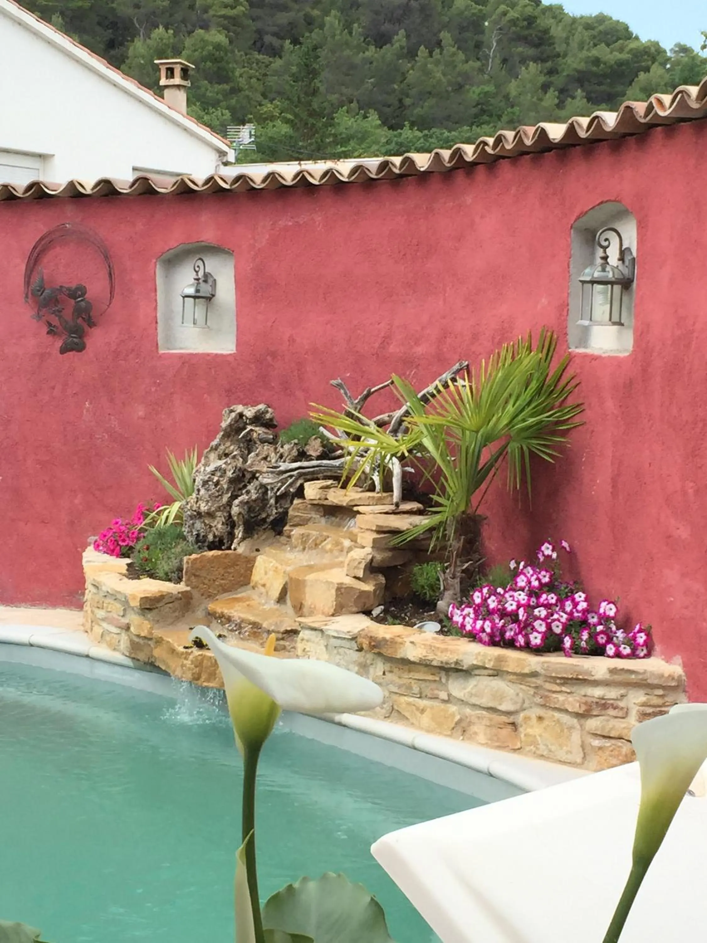 Swimming pool in Auberge les Galets