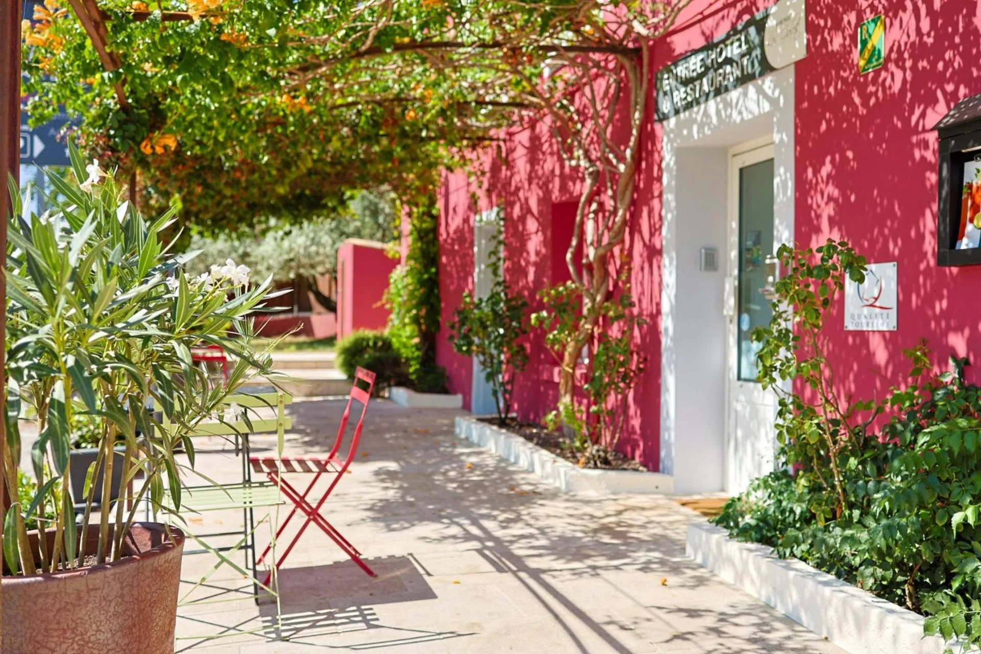 Property building in Auberge les Galets