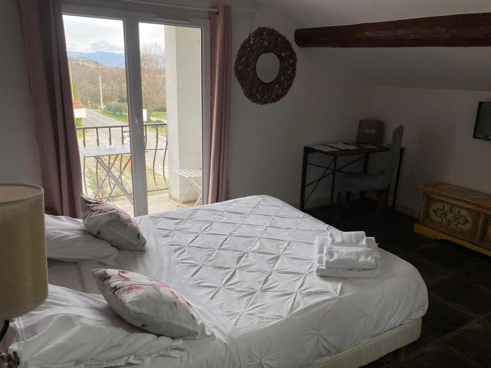 Bed in Auberge les Galets