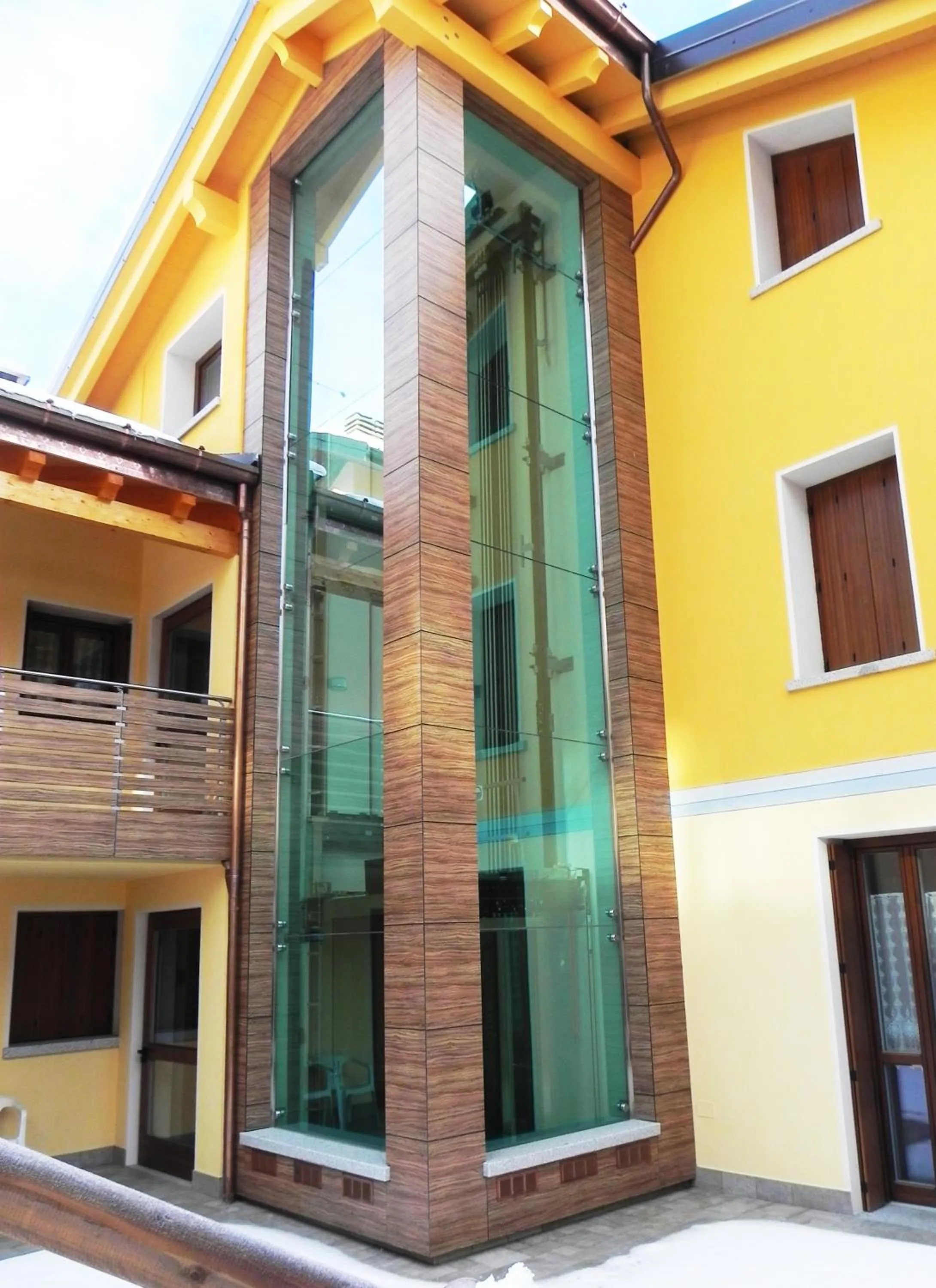 Facade/entrance in Residence Acero Rosso