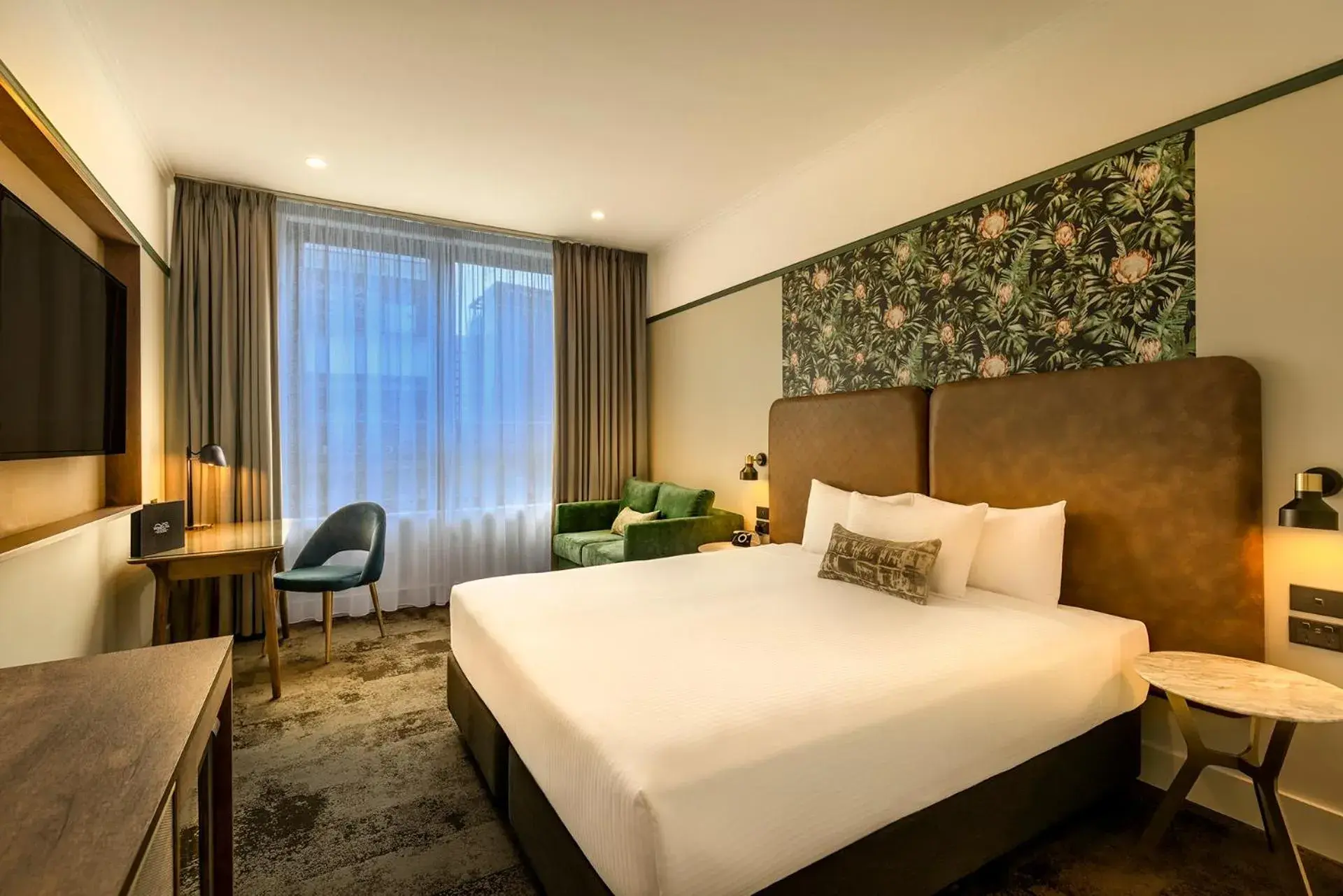 Bedroom, Bed in Batman's Hill on Collins Bedroom, Bed in Batman's Hill on Collins