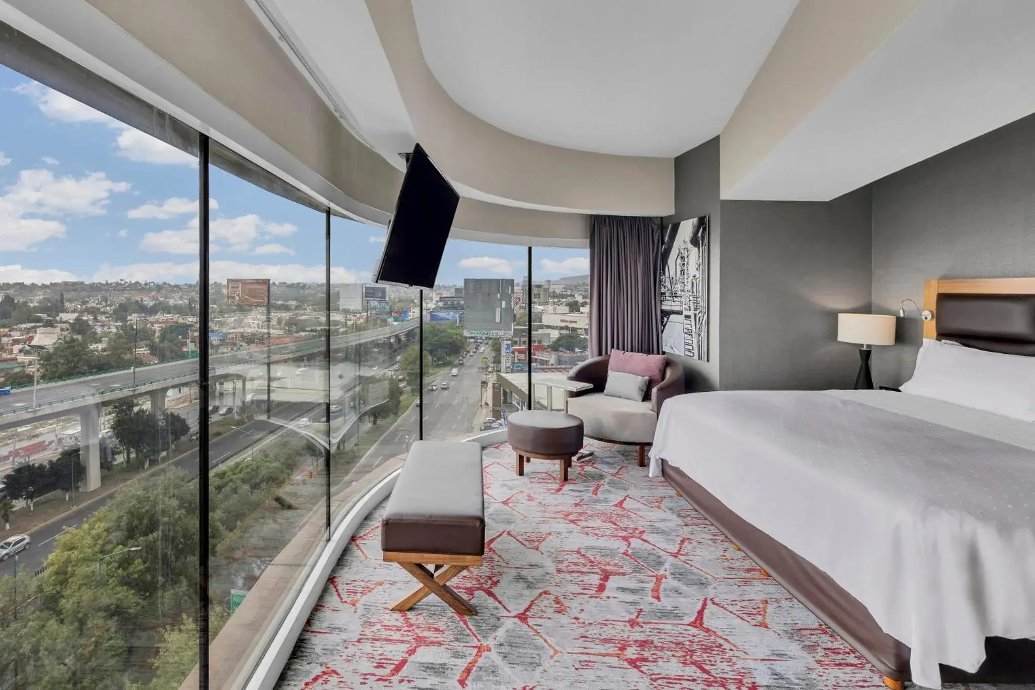 Bedroom, Bed in Fiesta Americana Ciudad de México Satélite Bedroom, Bed in Fiesta Americana Ciudad de México Satélite