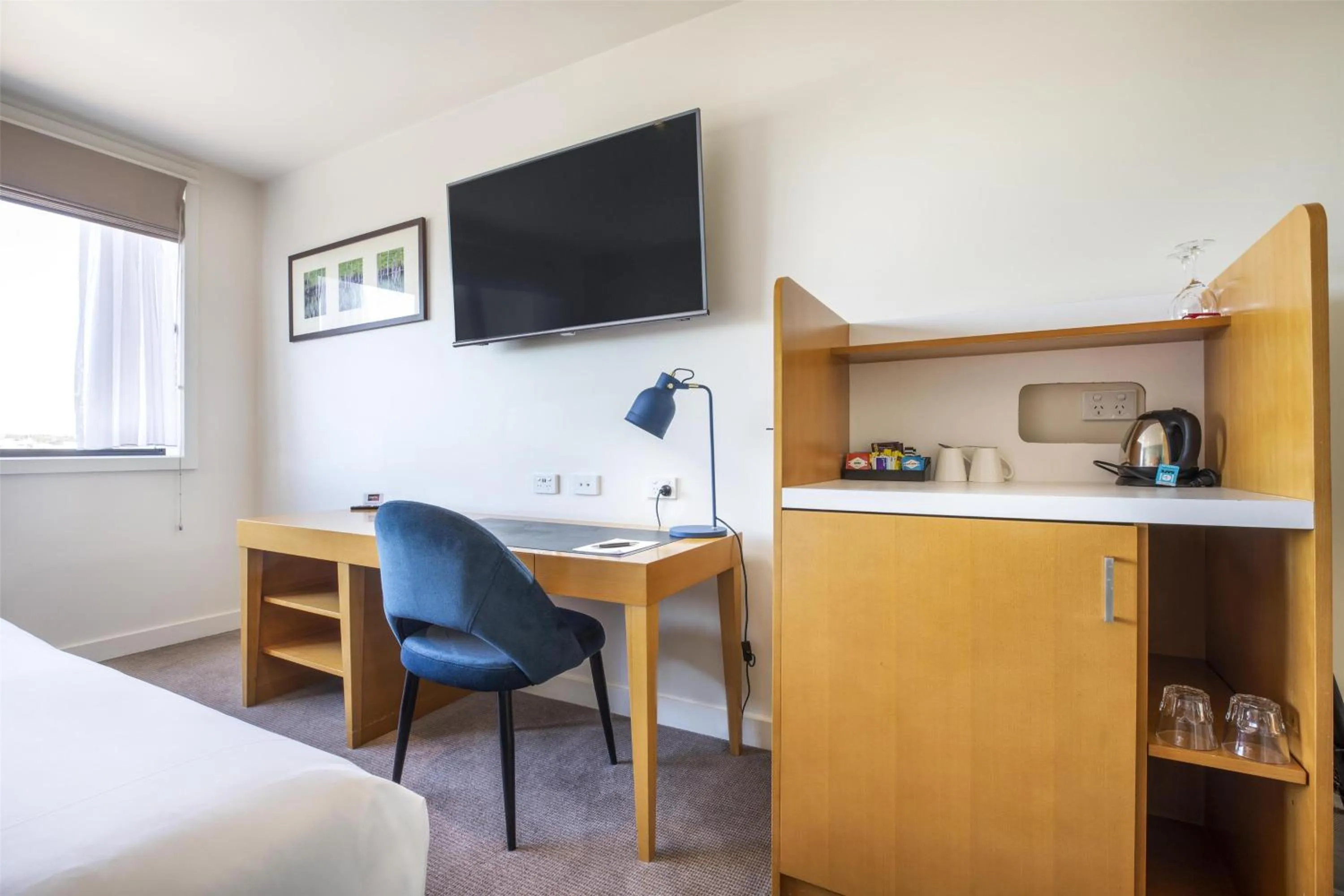 Bedroom, Bed in Nightelier Devonport Gateway Hotel