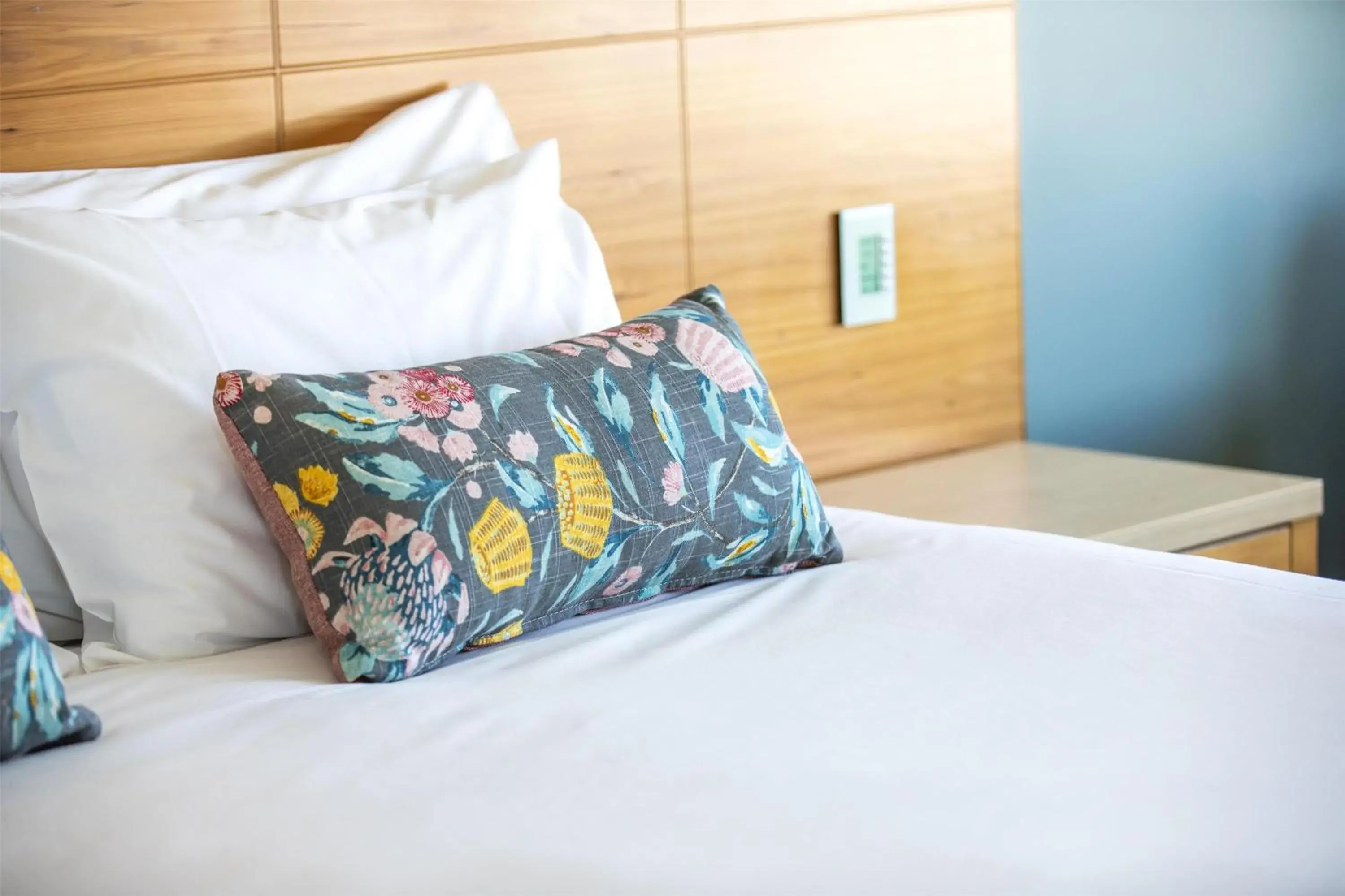 Bedroom, Bed in Nightelier Devonport Gateway Hotel Bedroom, Bed in Nightelier Devonport Gateway Hotel